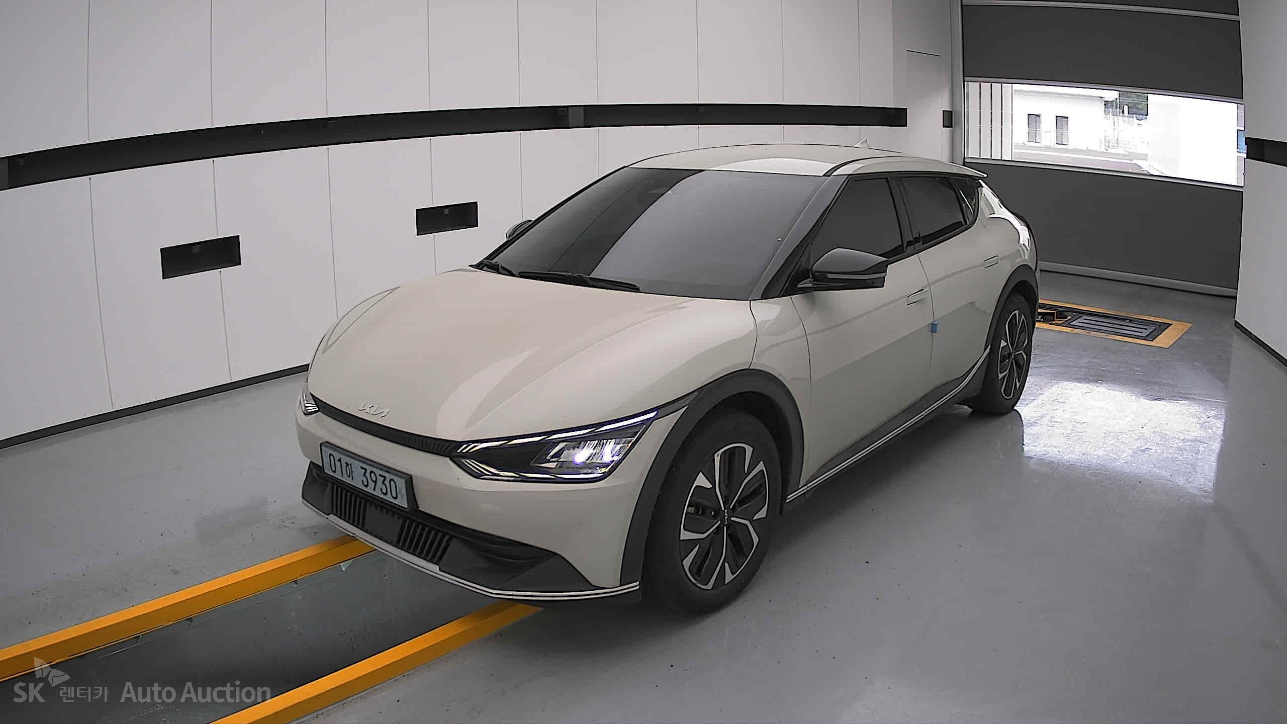 2022 - kia ev6