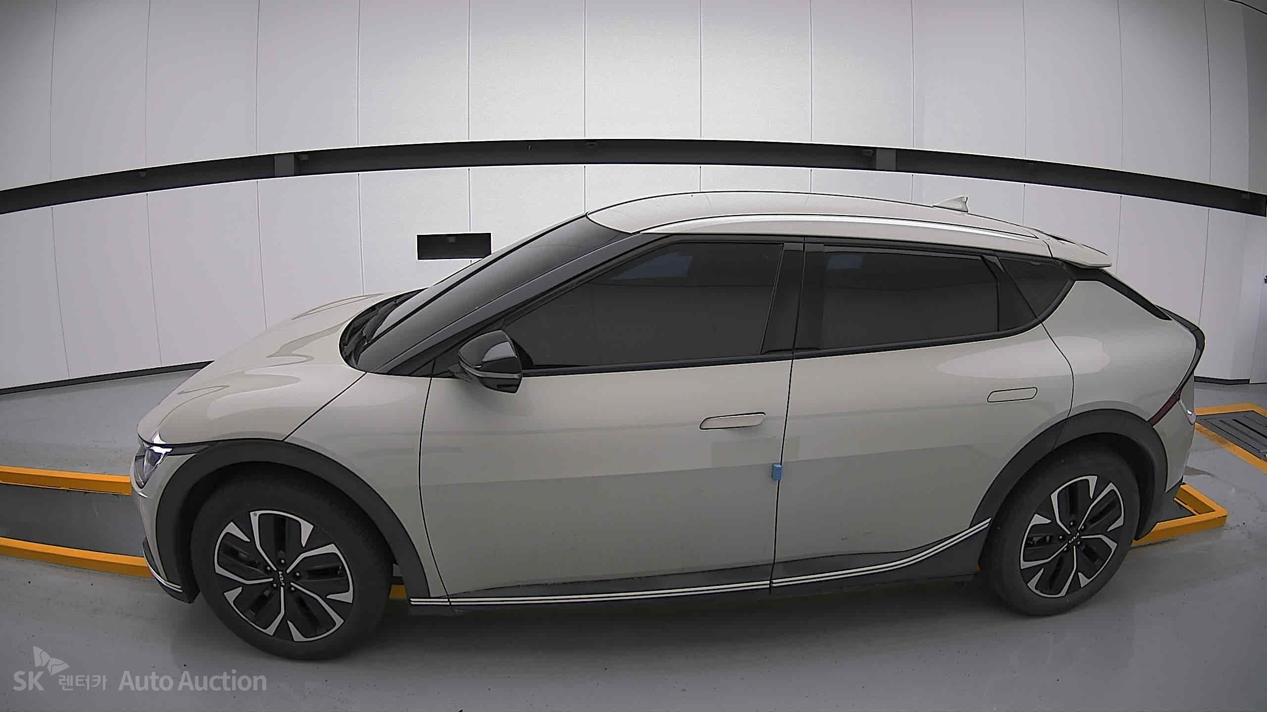 2022 - kia ev6