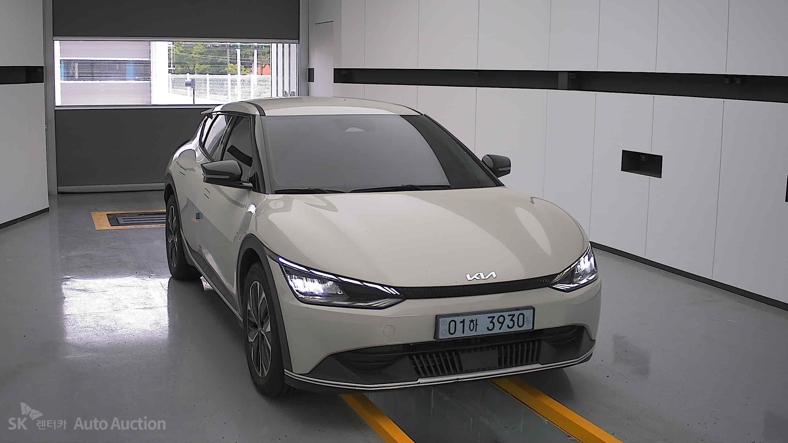 2022 - kia ev6