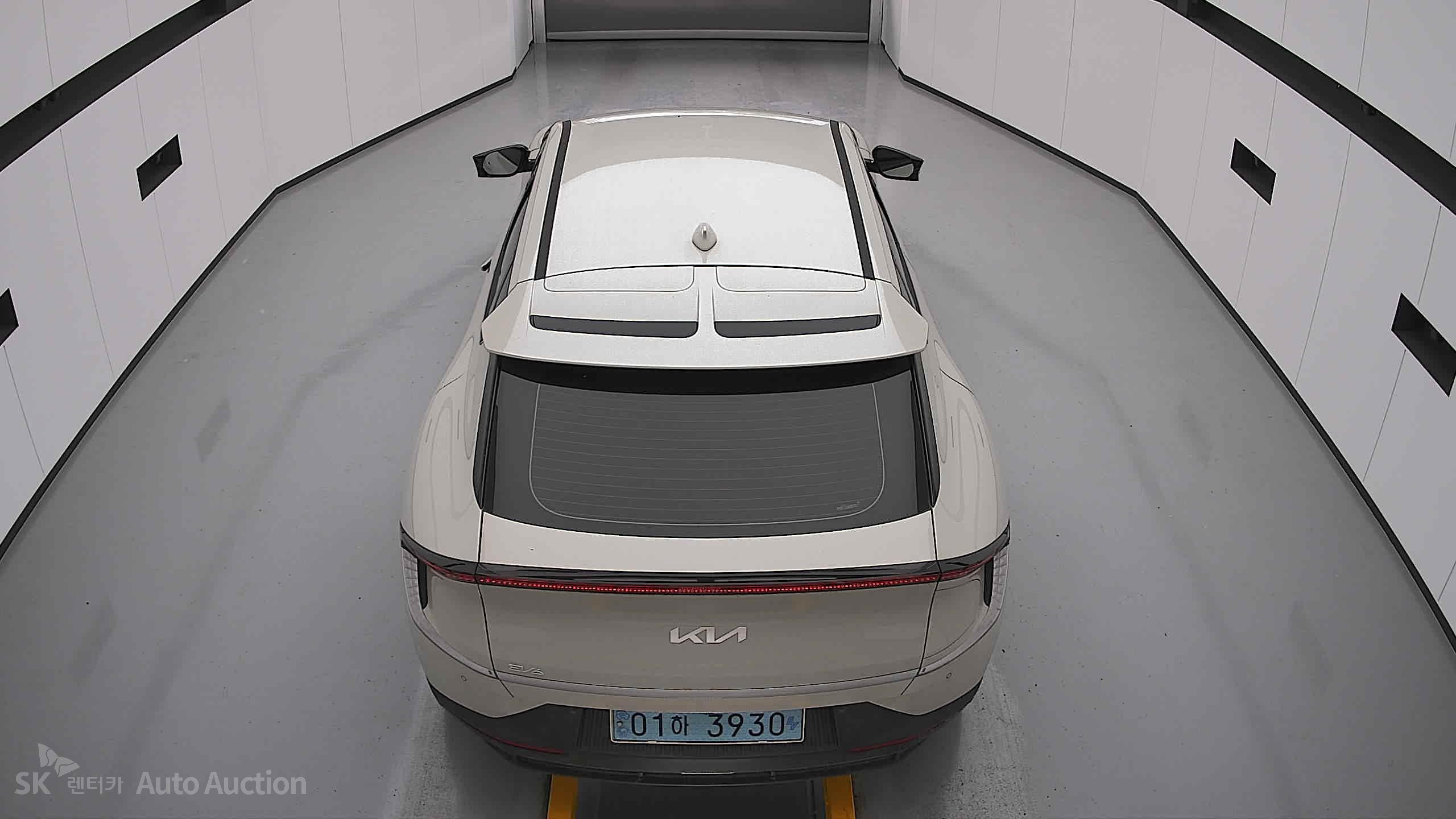 2022 - kia ev6