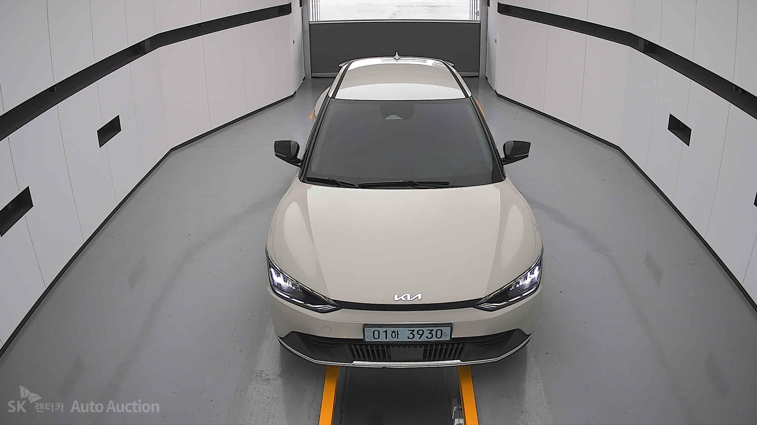 2022 - kia ev6