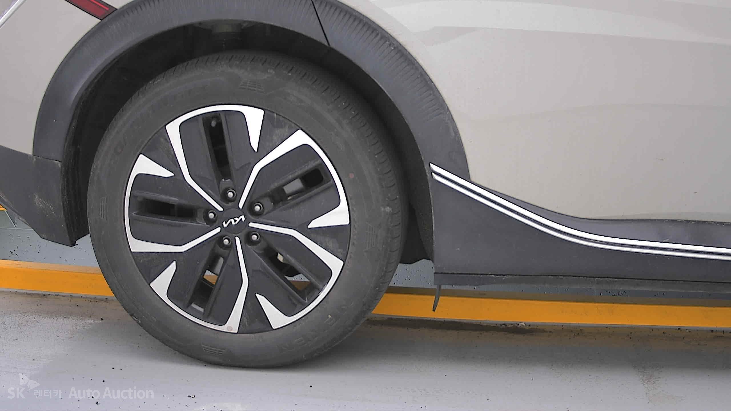2022 - kia ev6