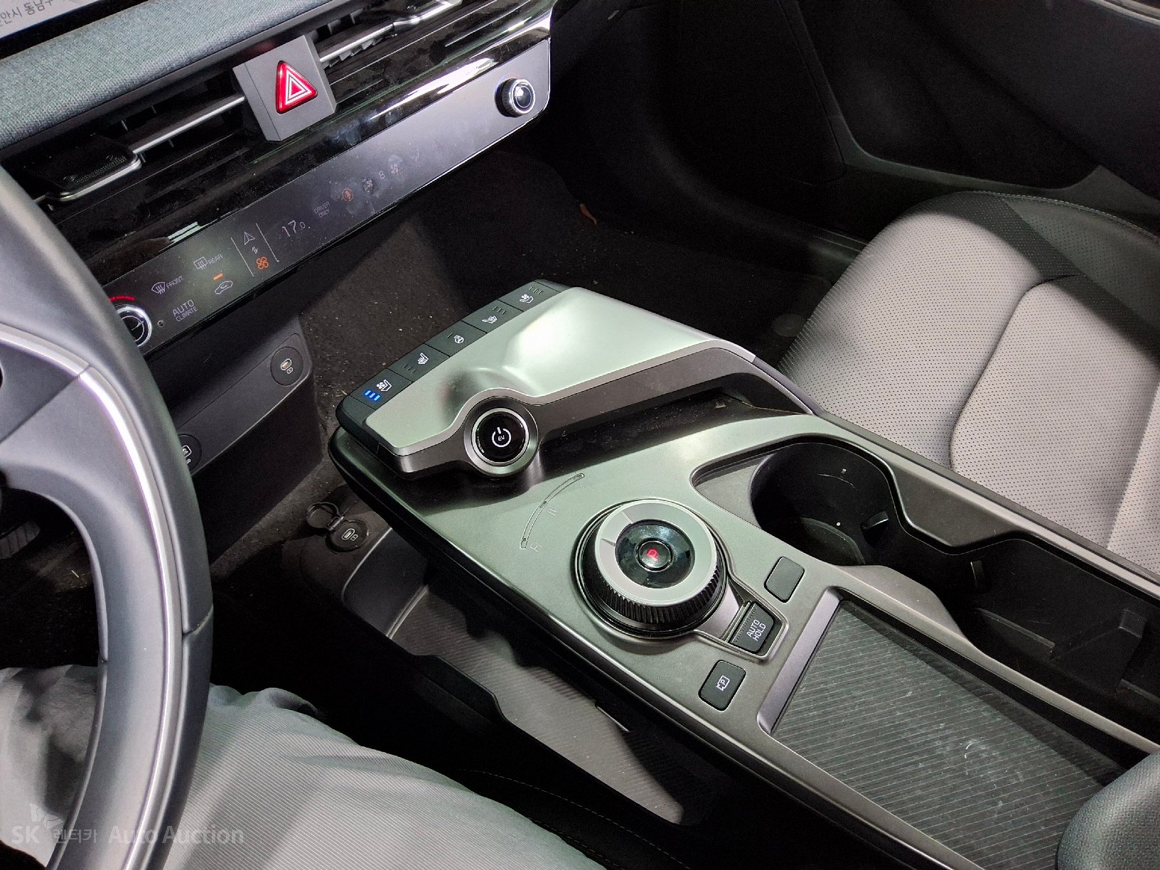 2022 - kia ev6