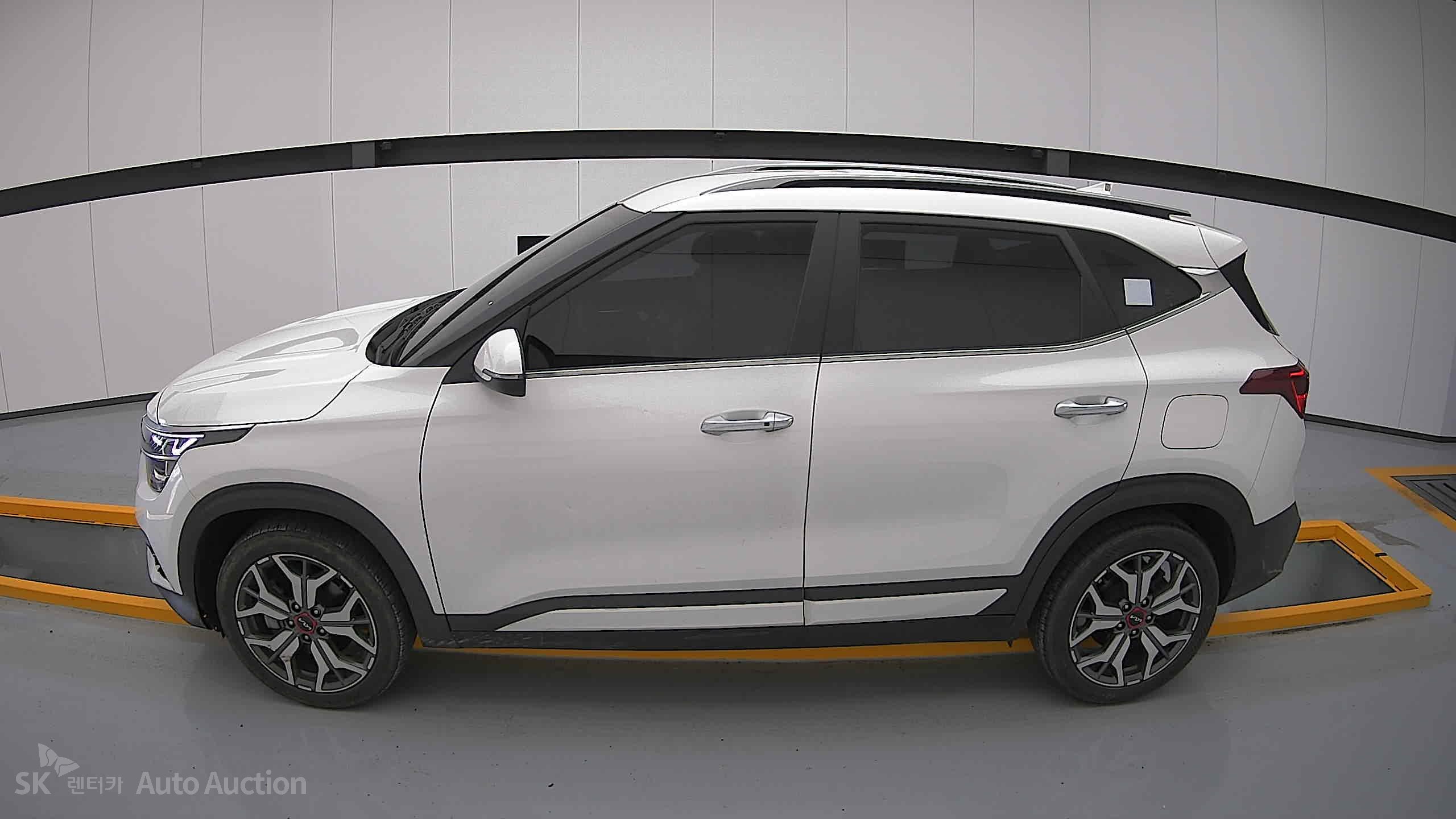 2023 - kia seltos