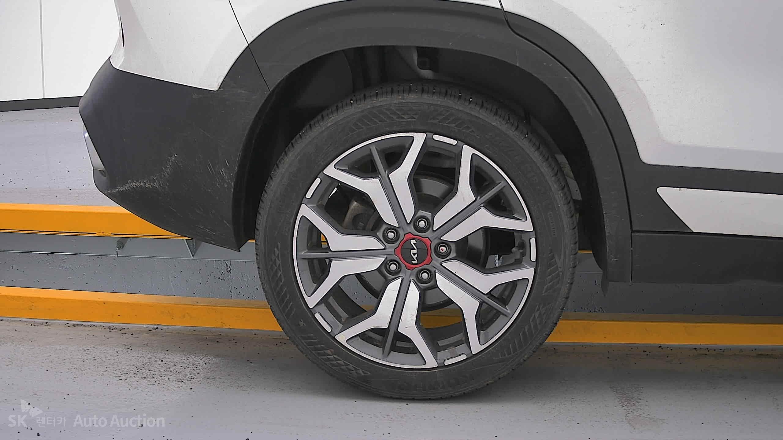 2023 - kia seltos