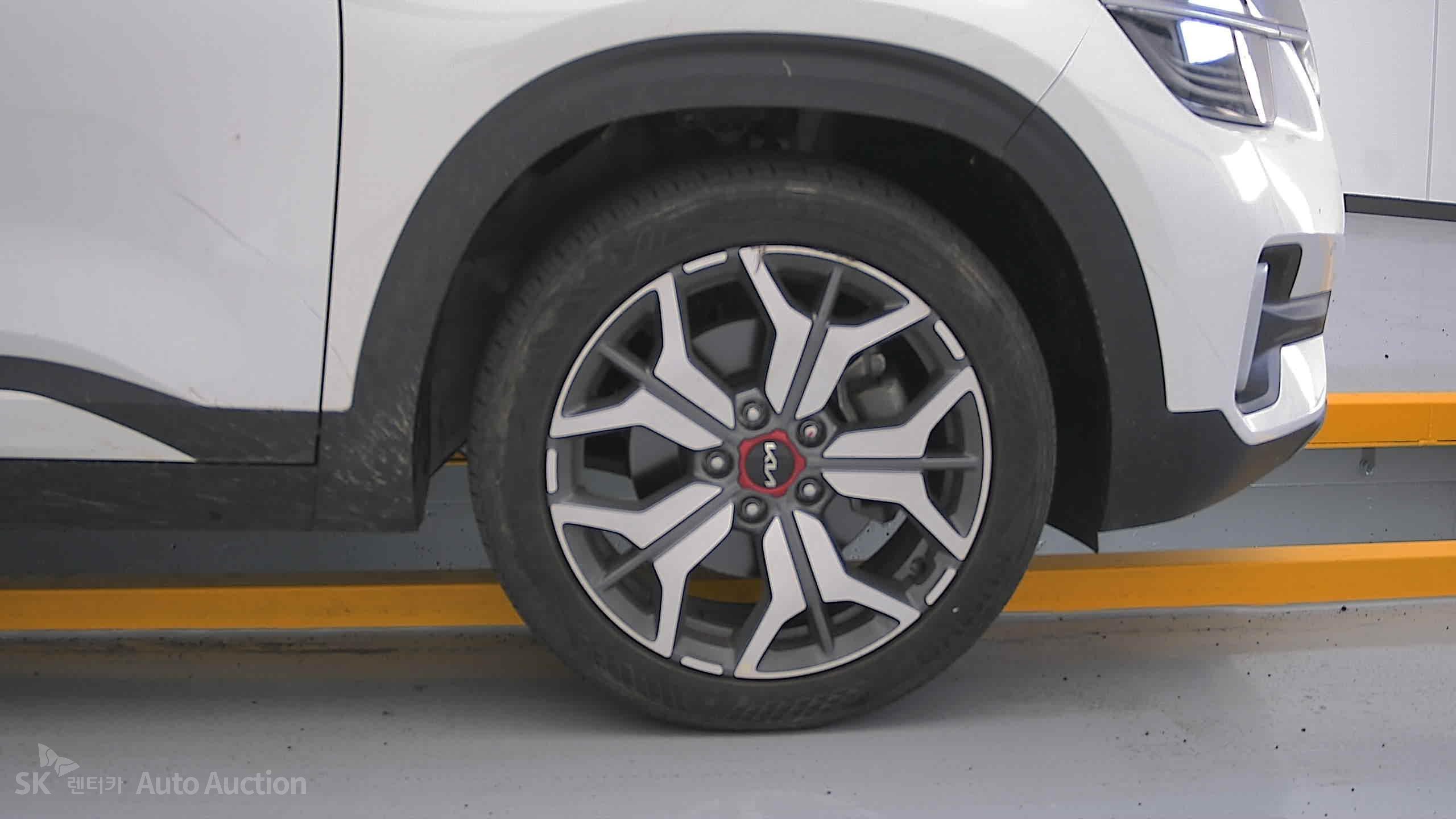2023 - kia seltos