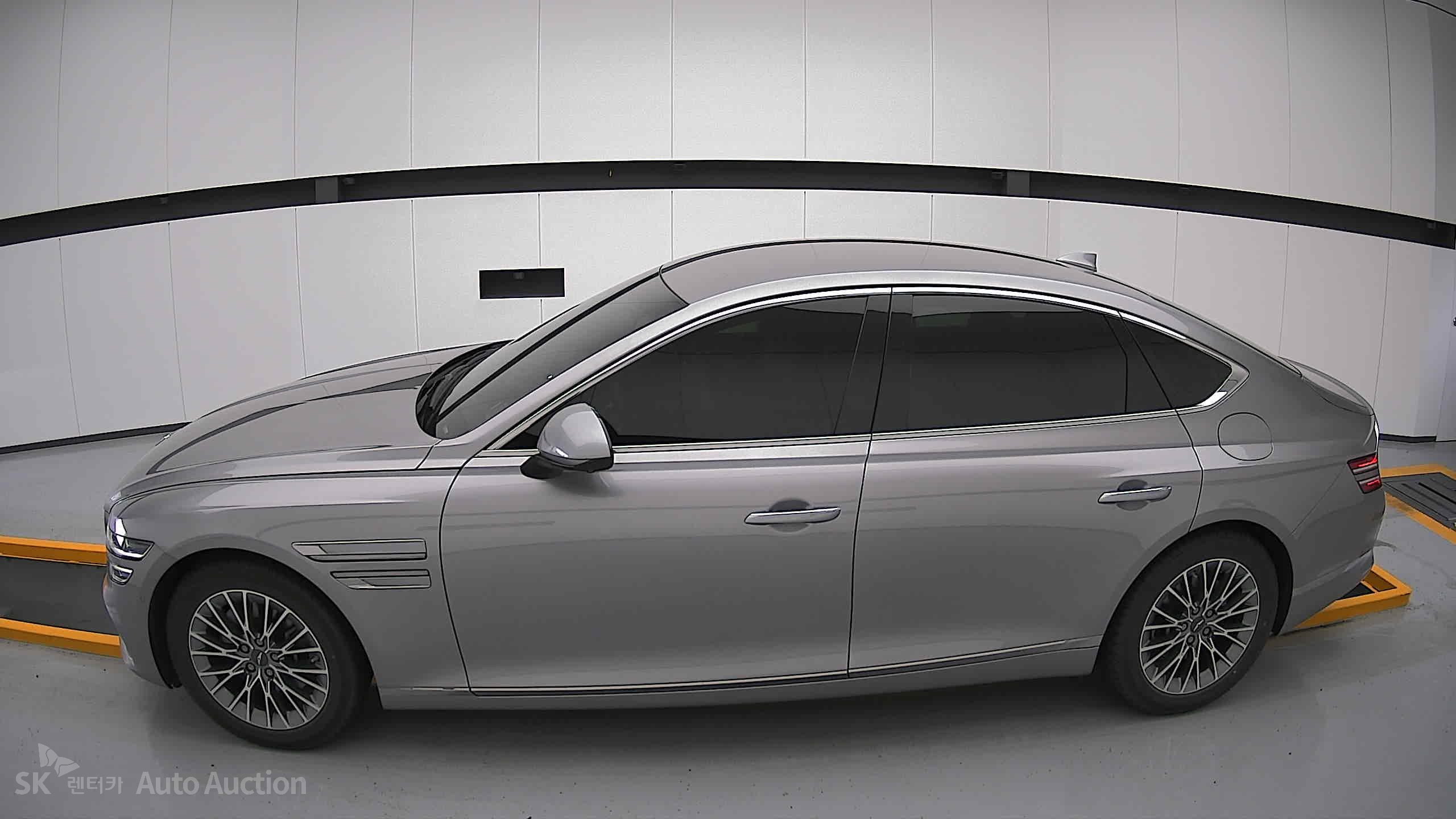 2022 - genesis g80