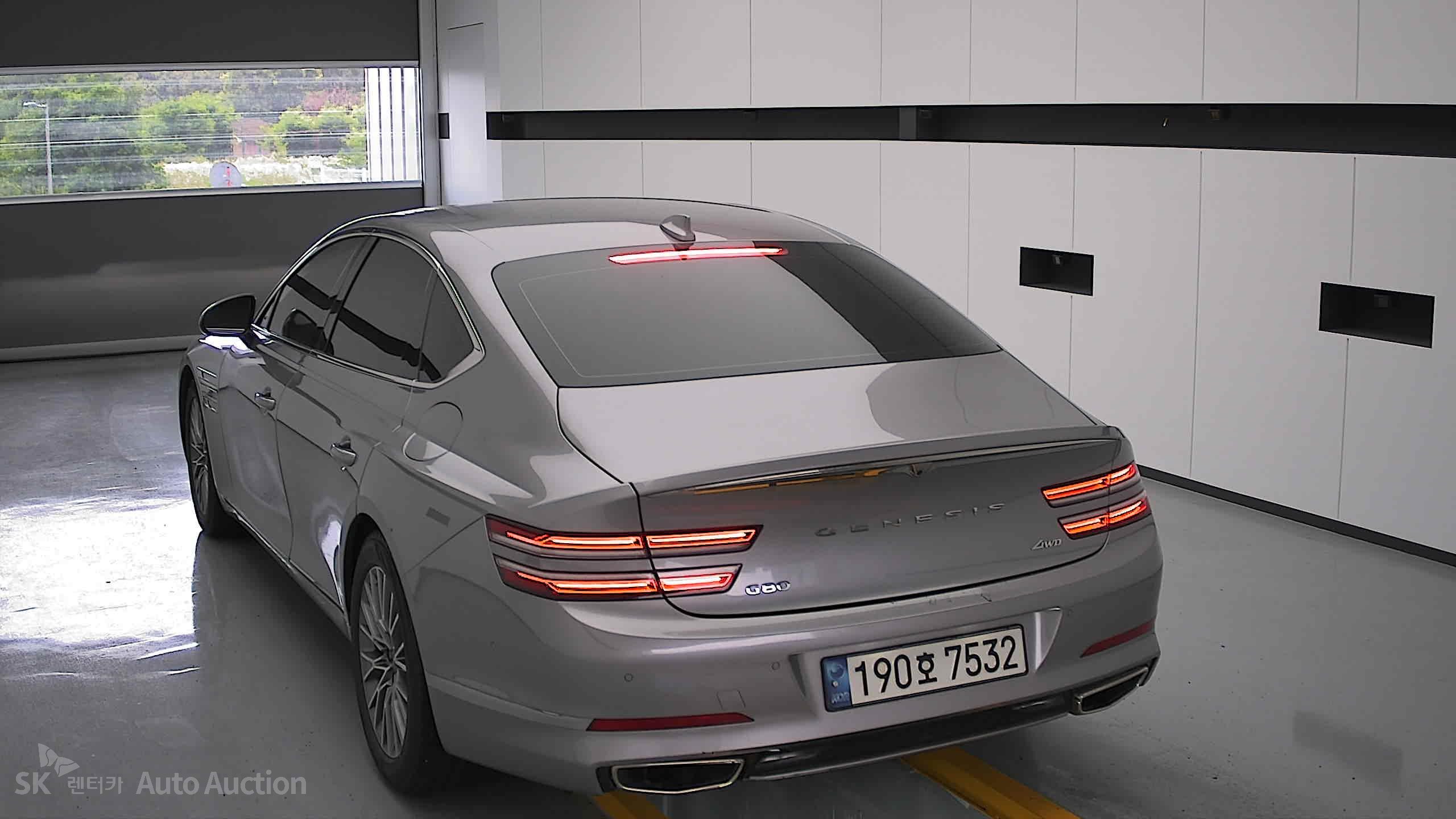 2022 - genesis g80
