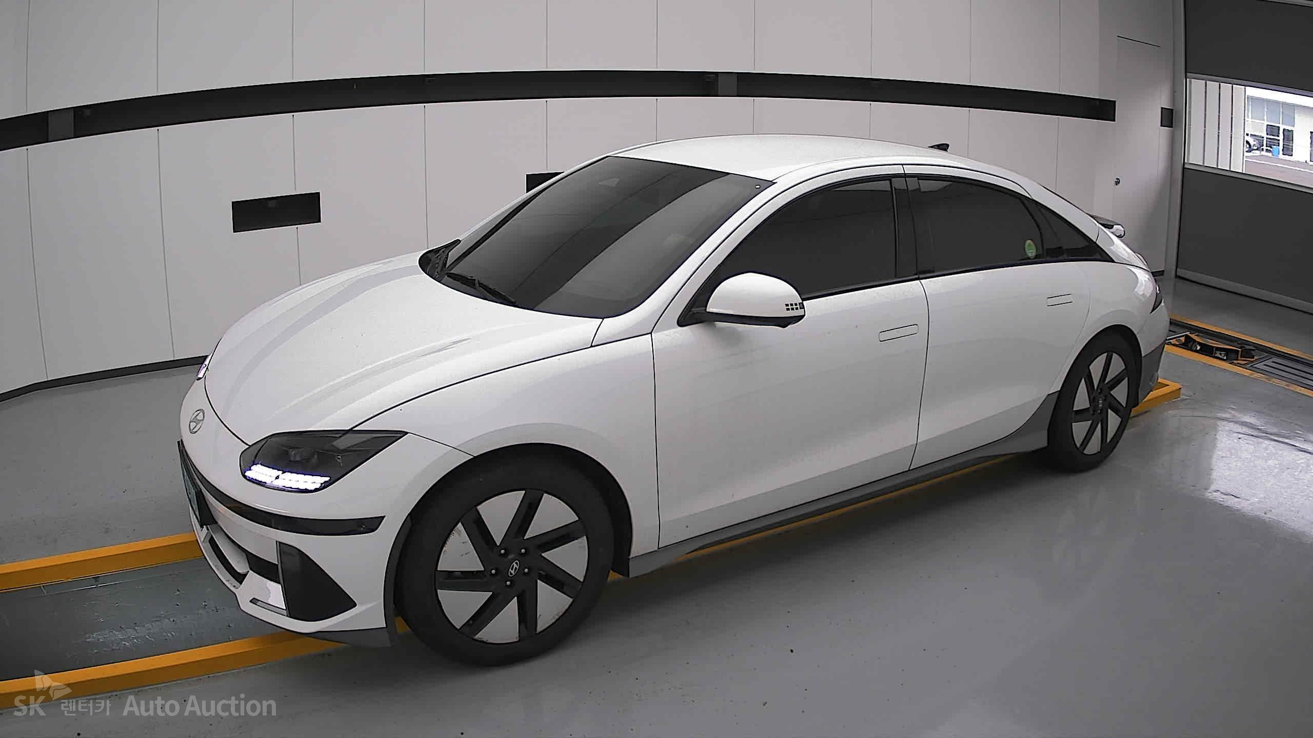 2023 - hyundai ioniq