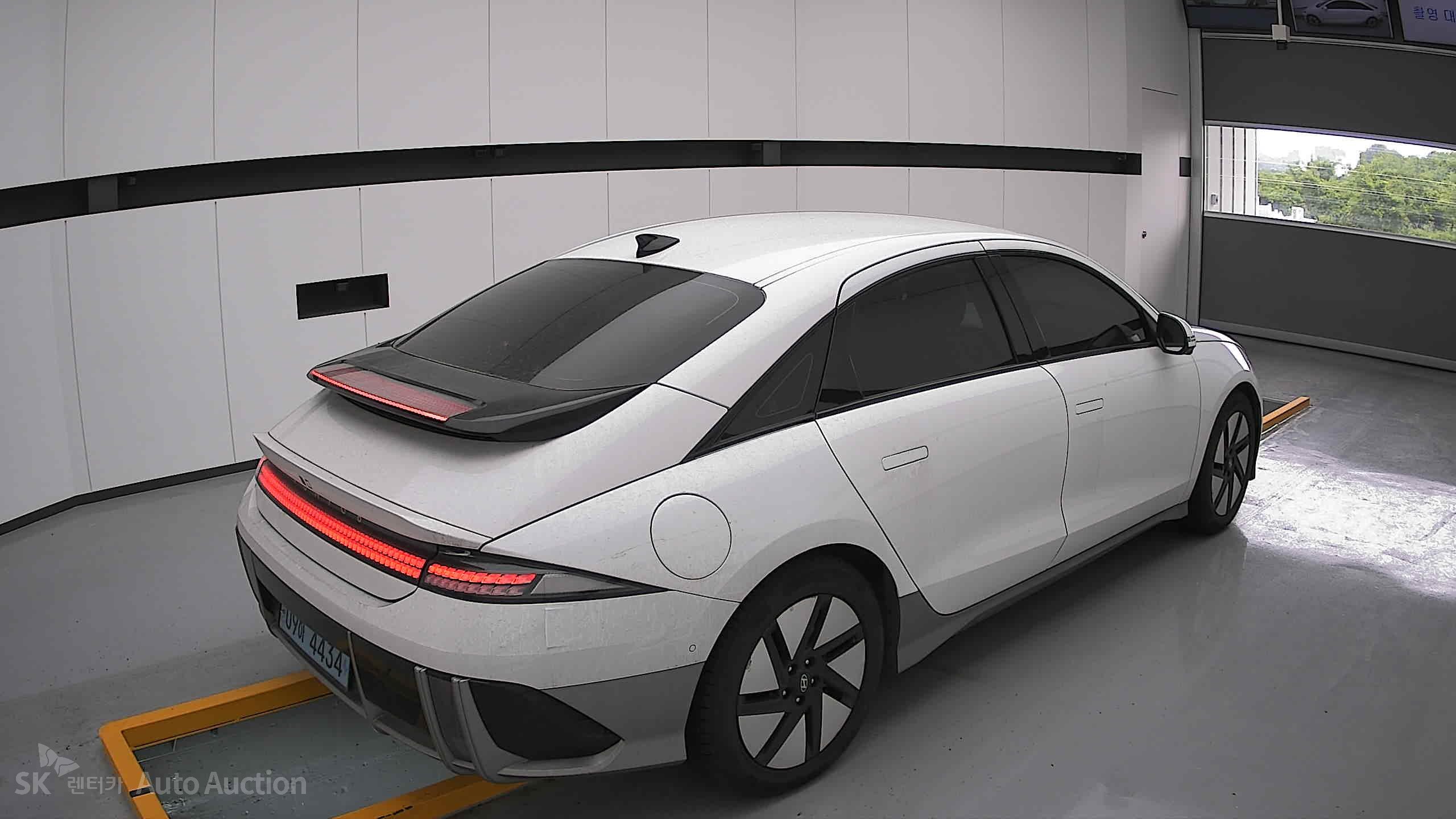 2023 - hyundai ioniq