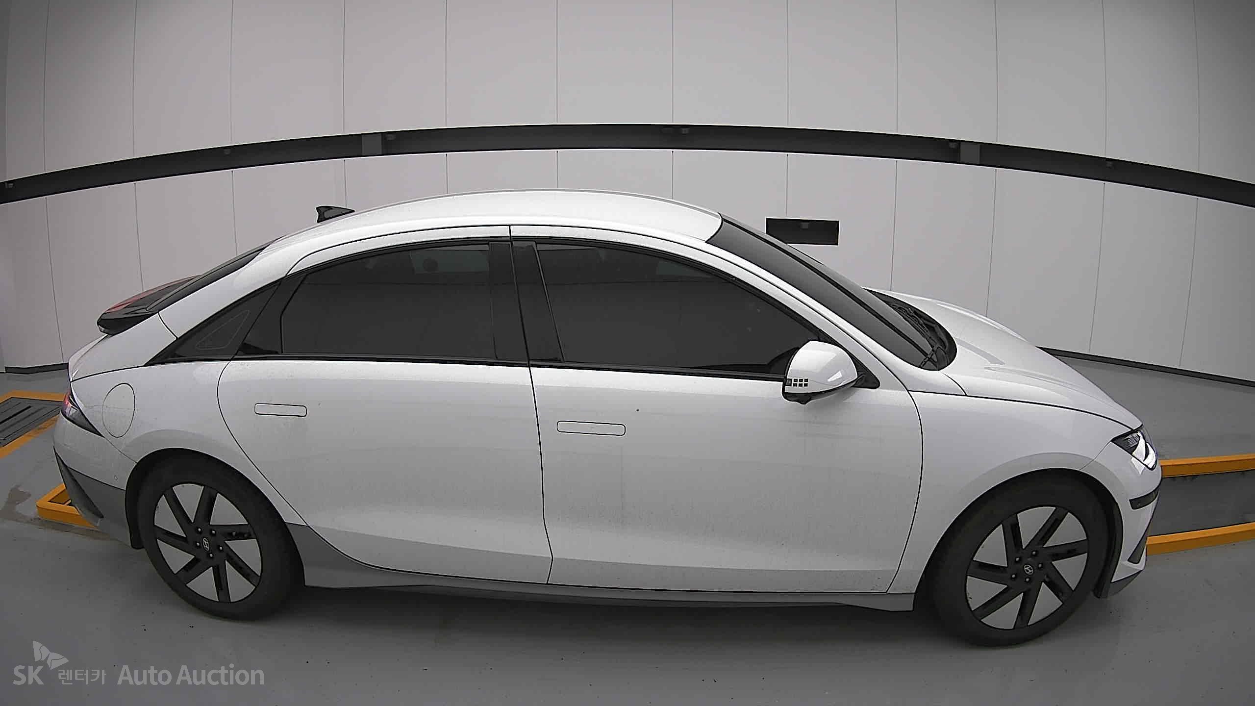 2023 - hyundai ioniq