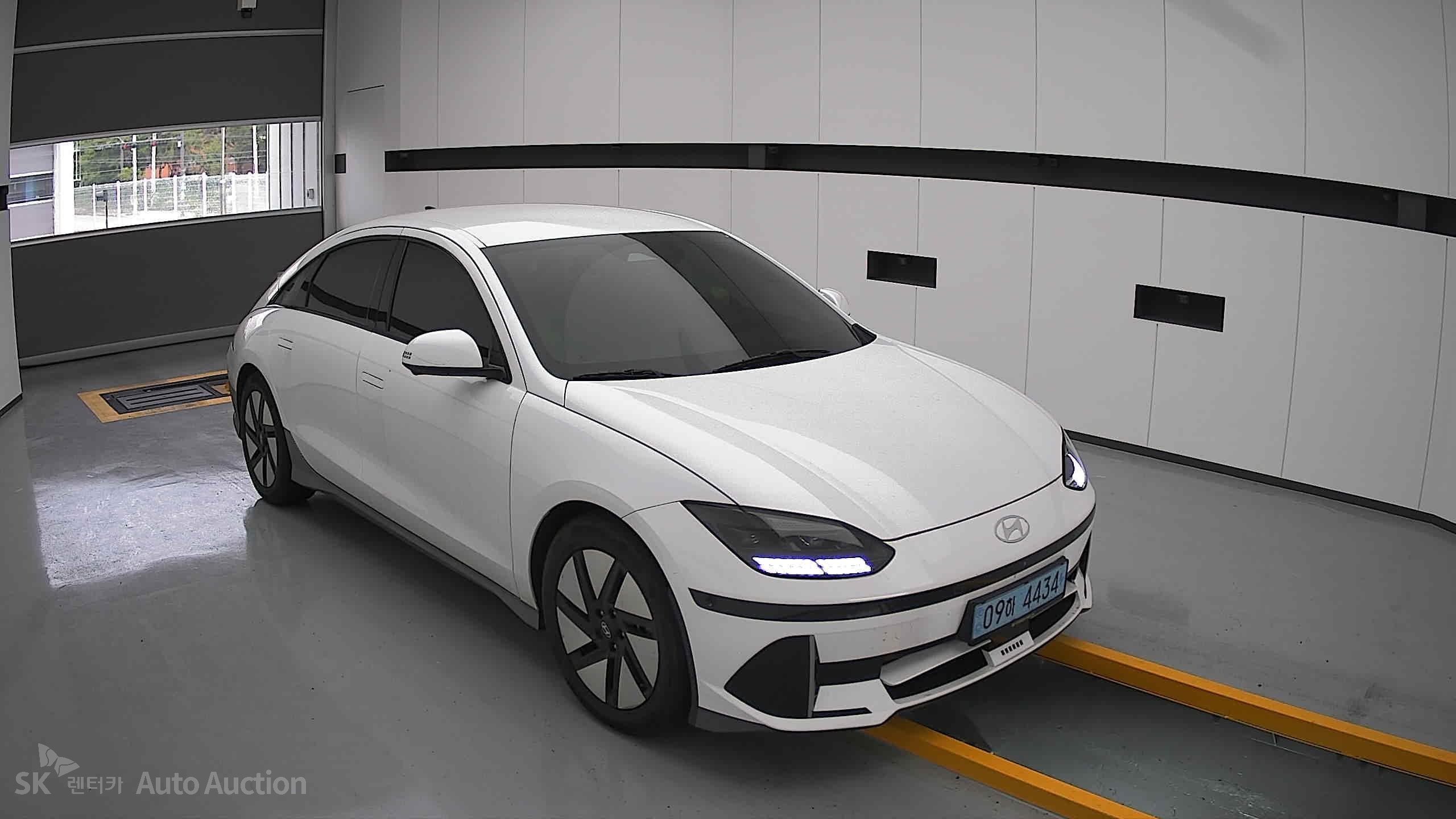 2023 - hyundai ioniq