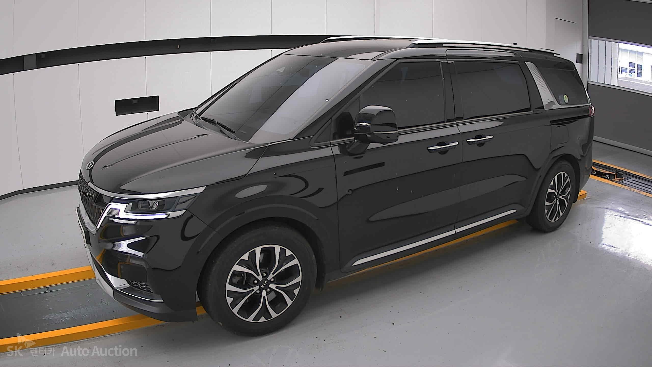 2021 - kia carnival