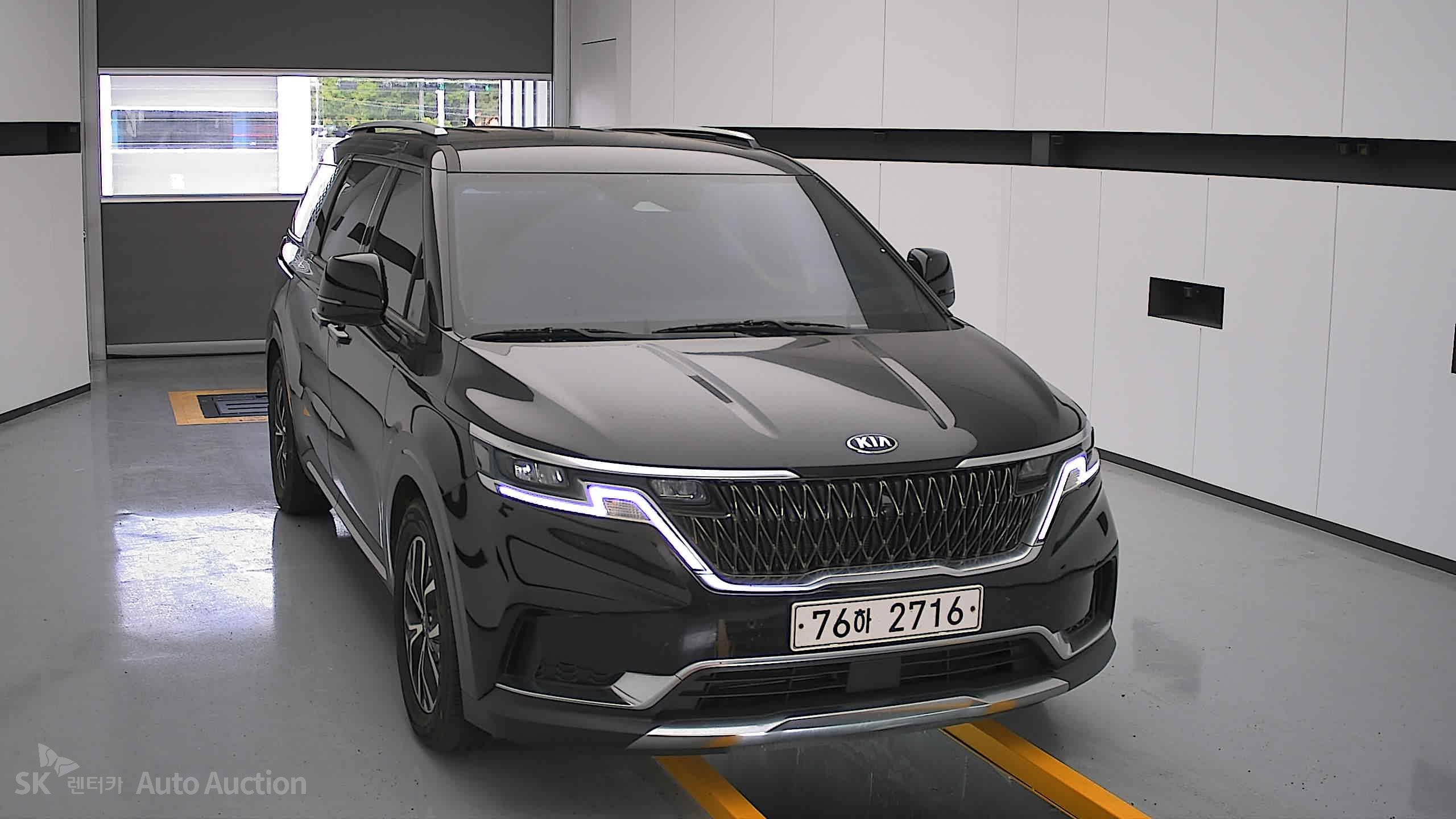 2021 - kia carnival