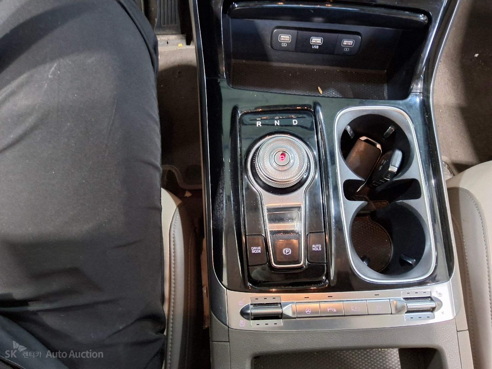 2021 - kia carnival