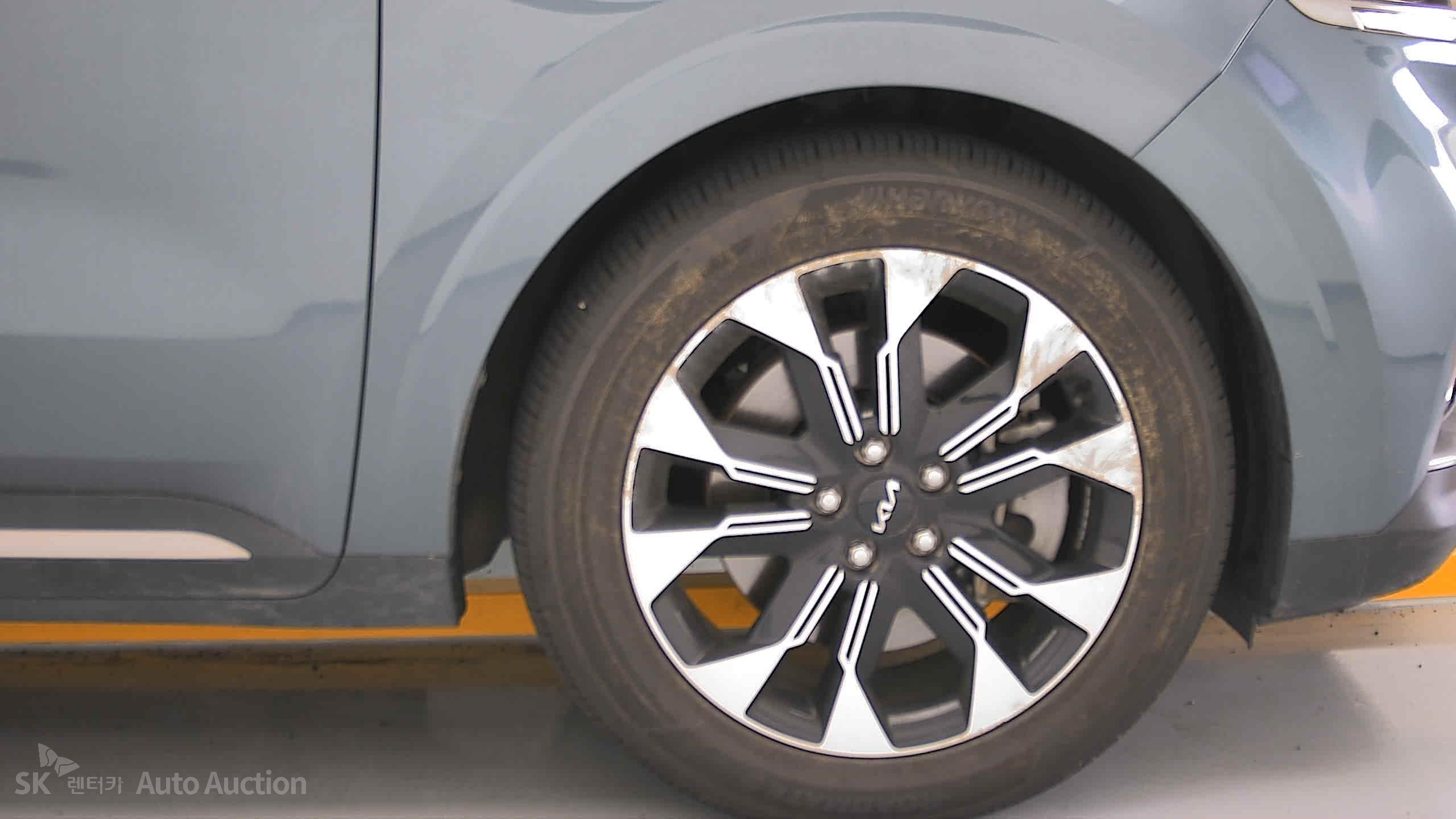2022 - kia carnival