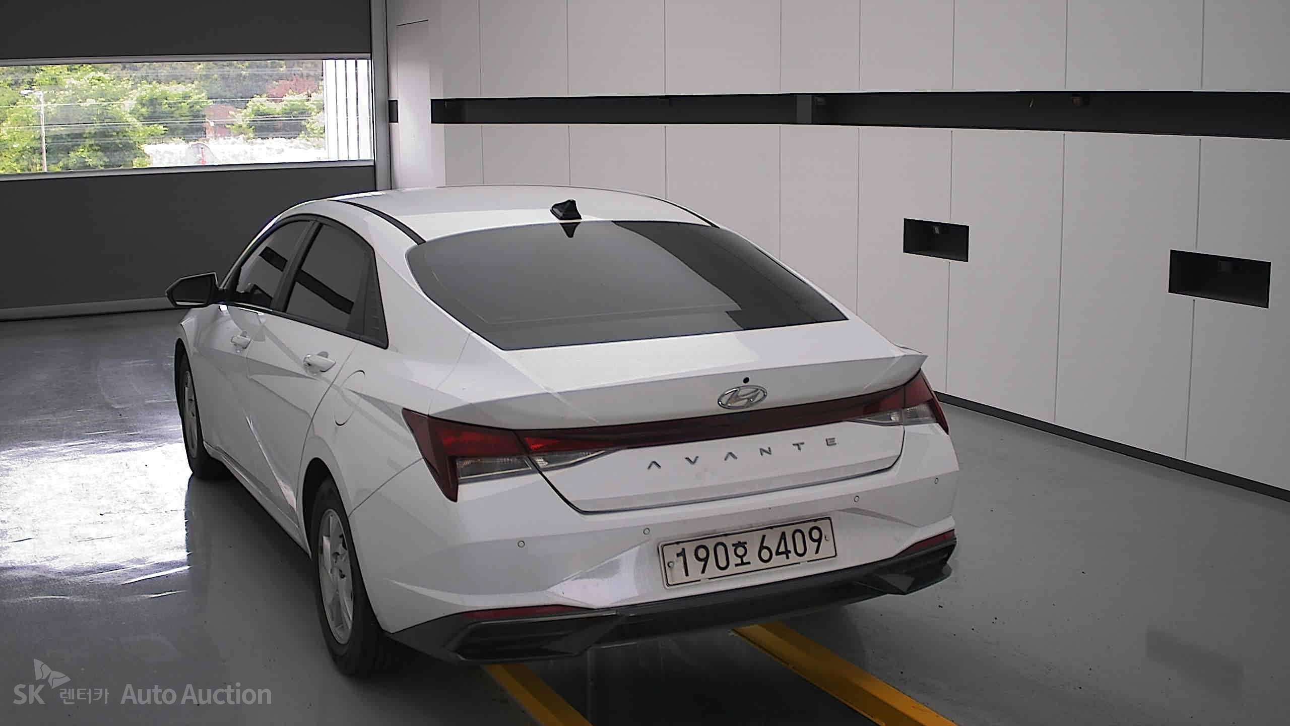 2023 - hyundai avante