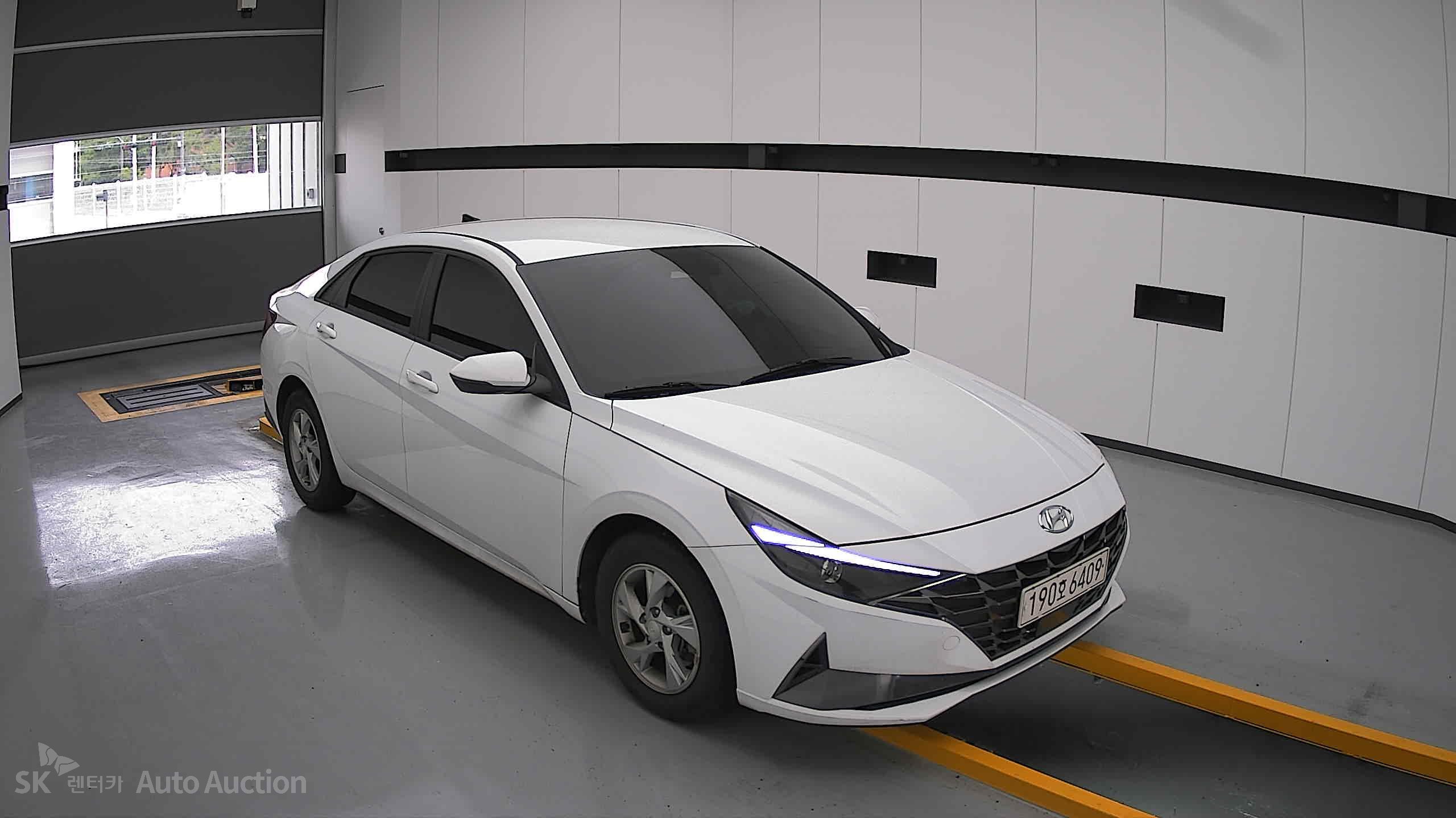 2023 - hyundai avante