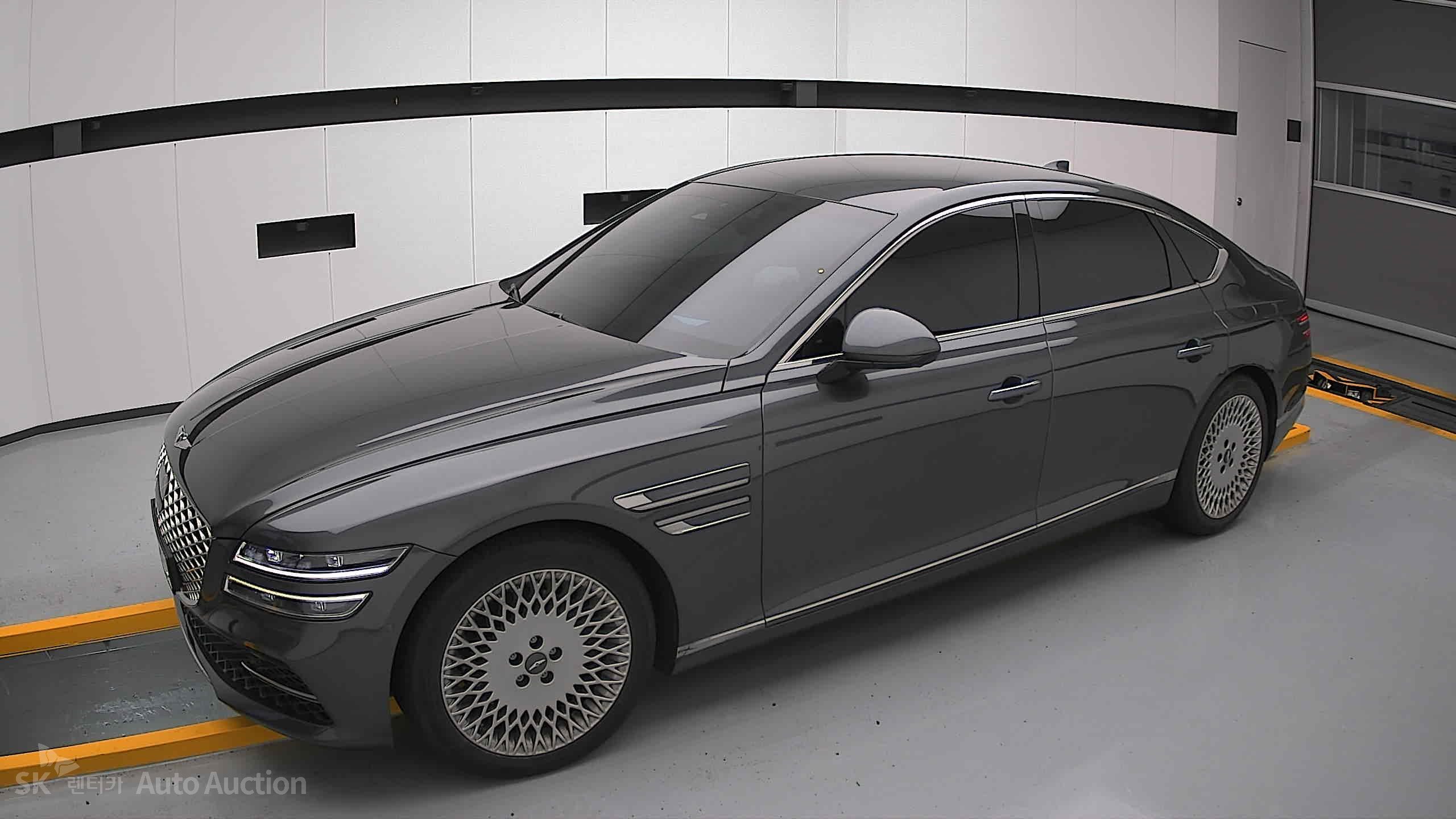 2021 - genesis g80