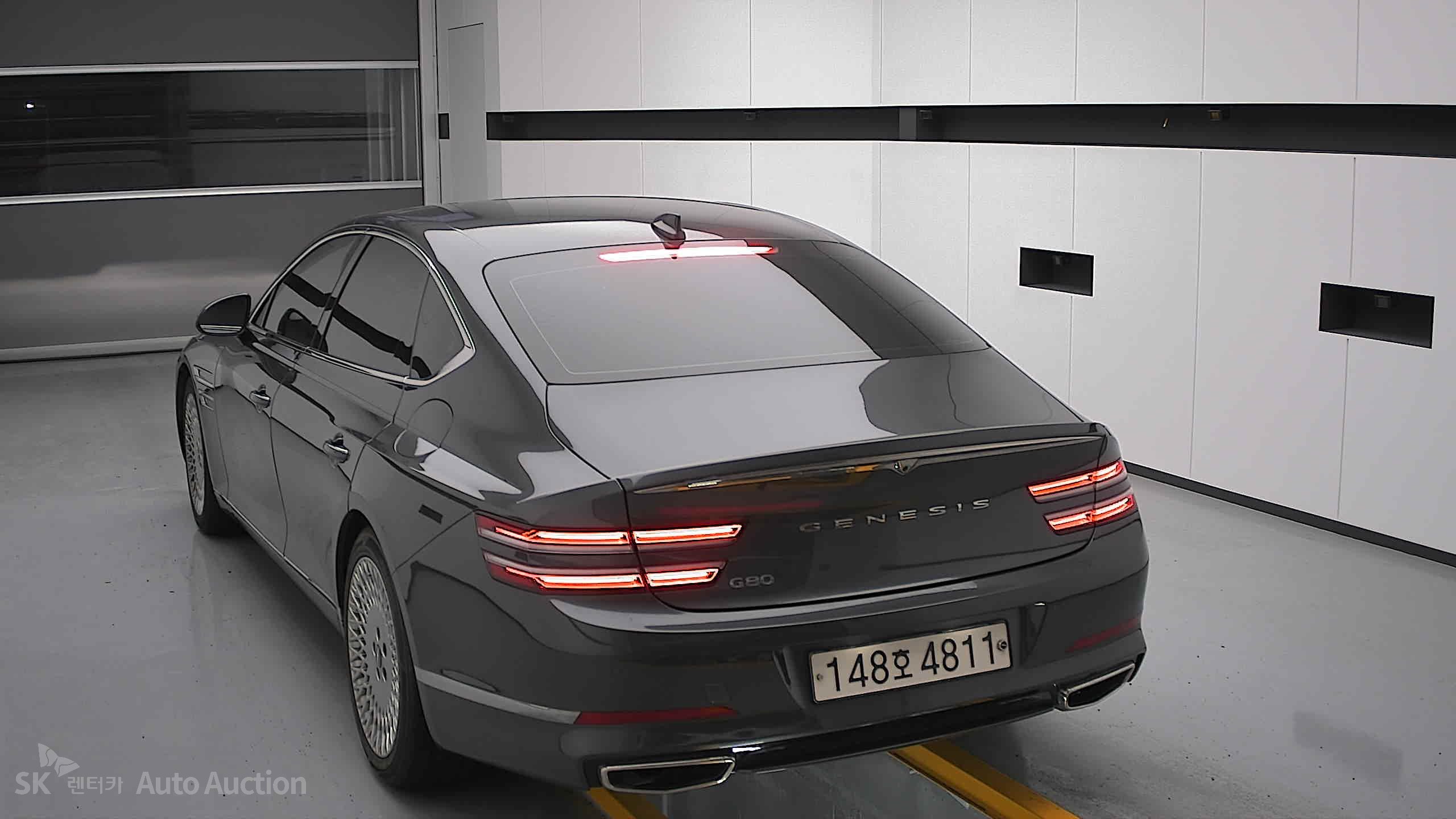 2021 - genesis g80