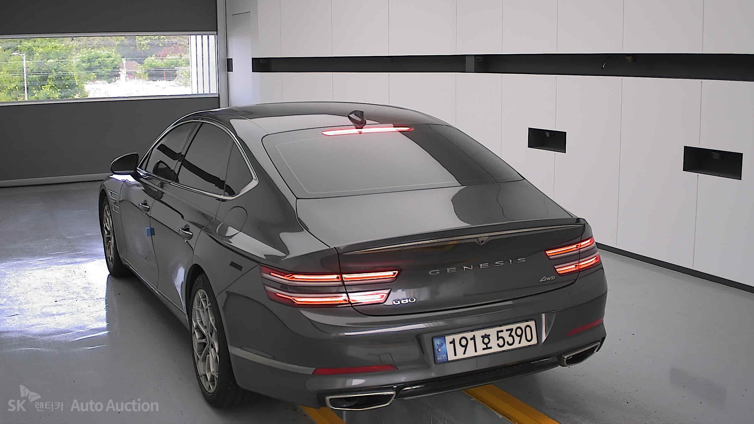 2022 - genesis g80