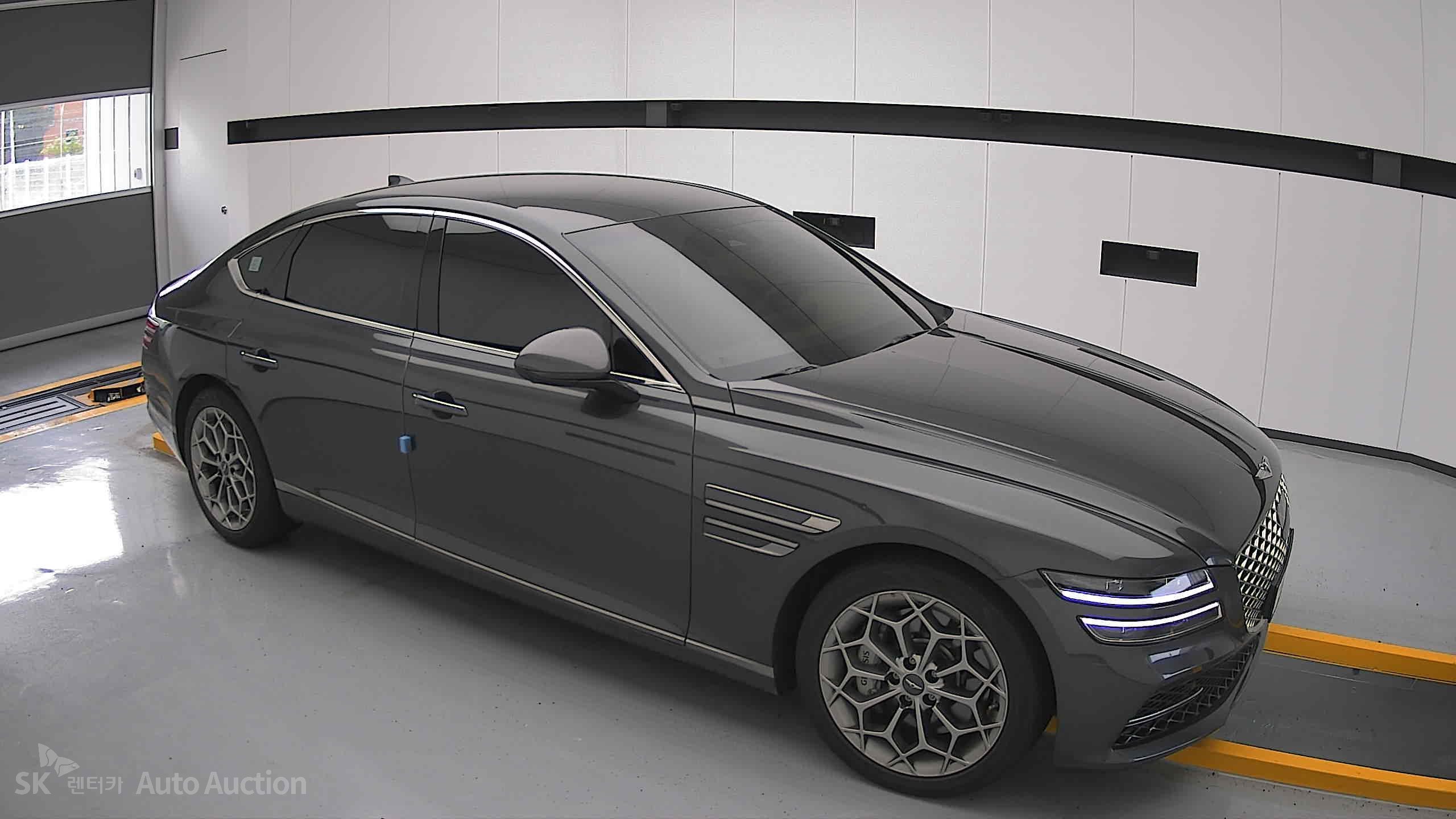 2022 - genesis g80