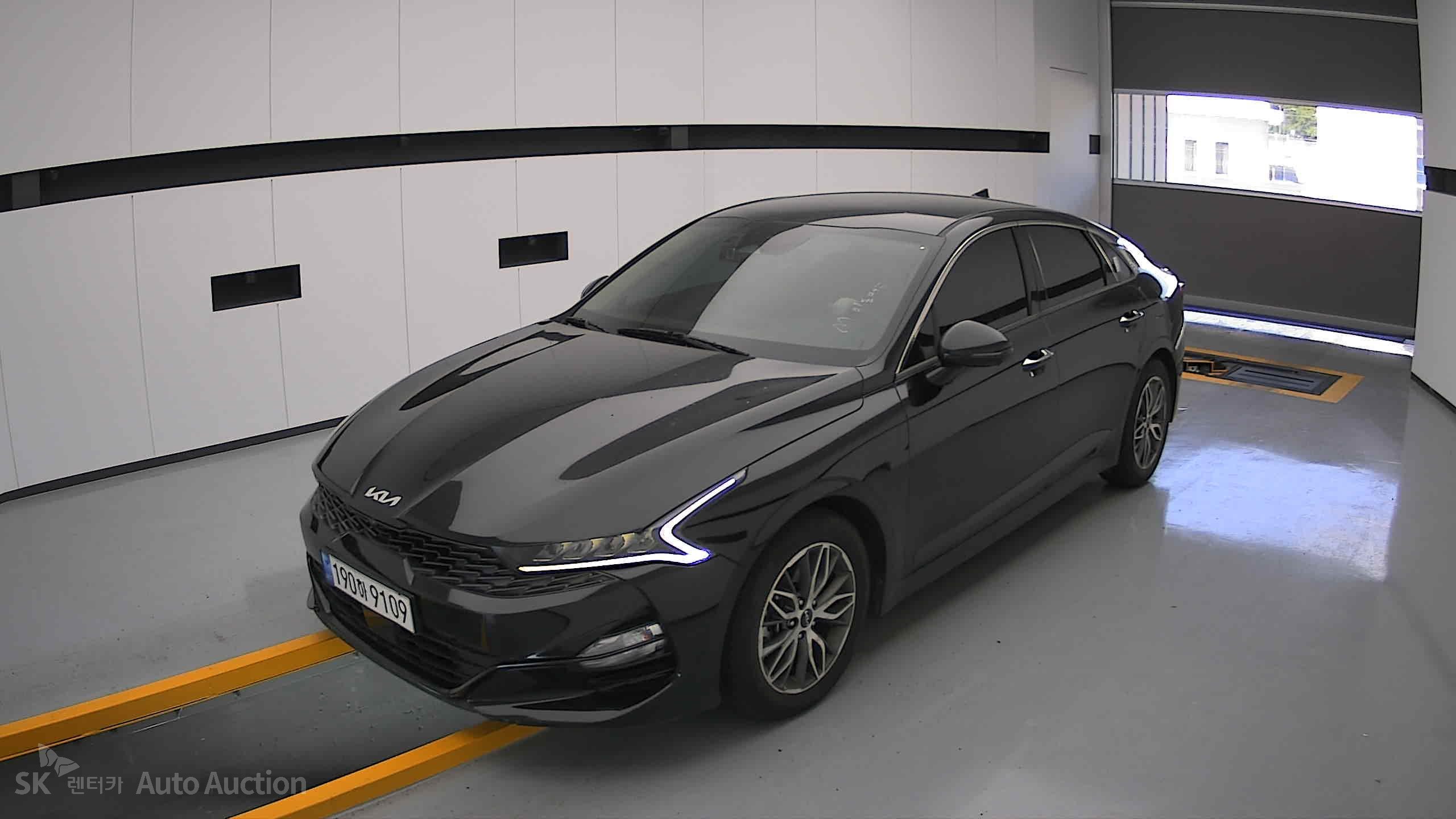 2023 - kia k5