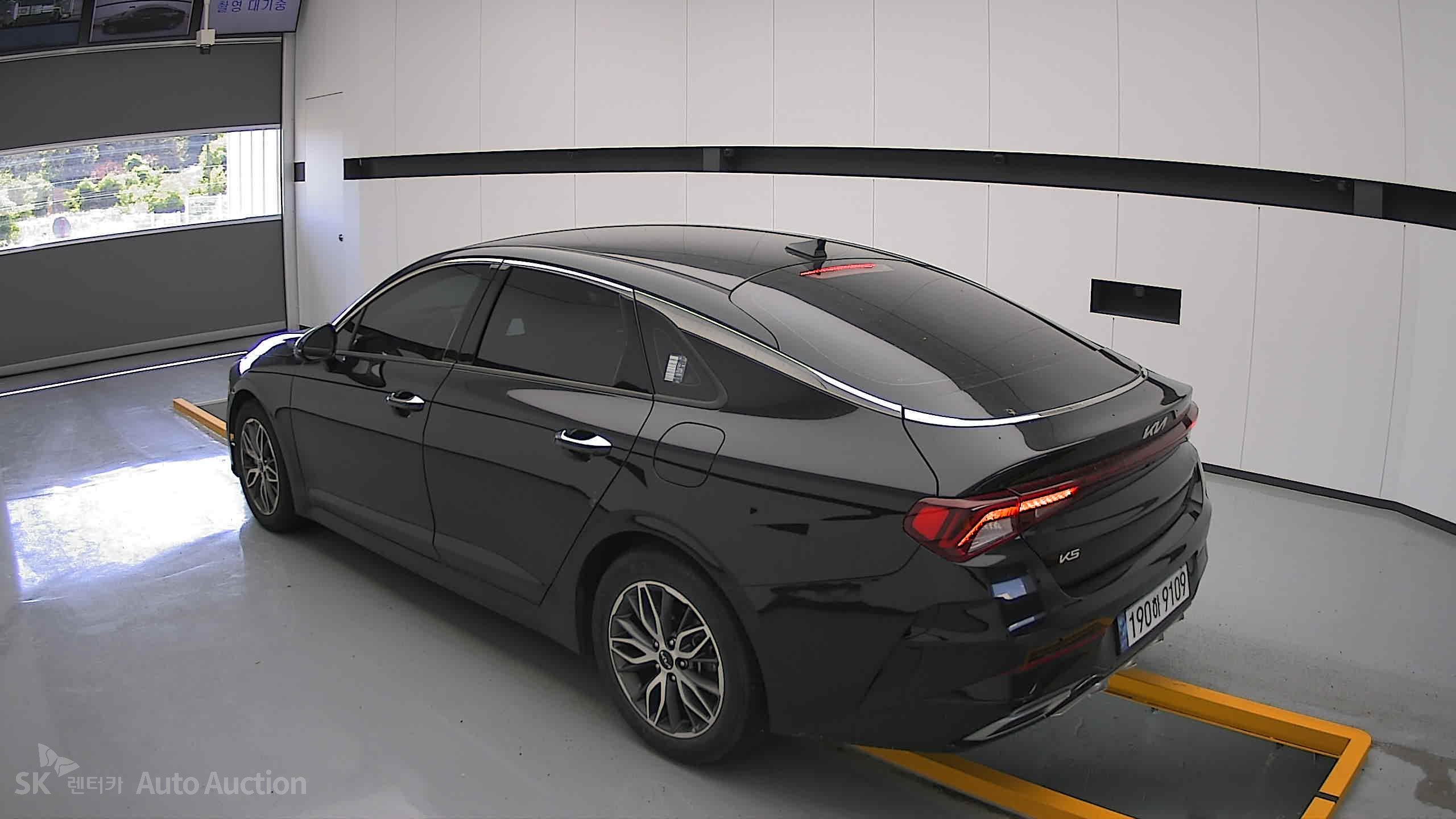 2023 - kia k5