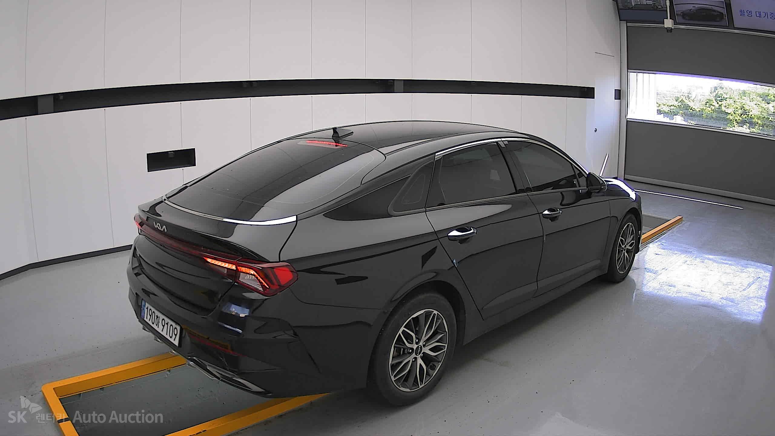 2023 - kia k5