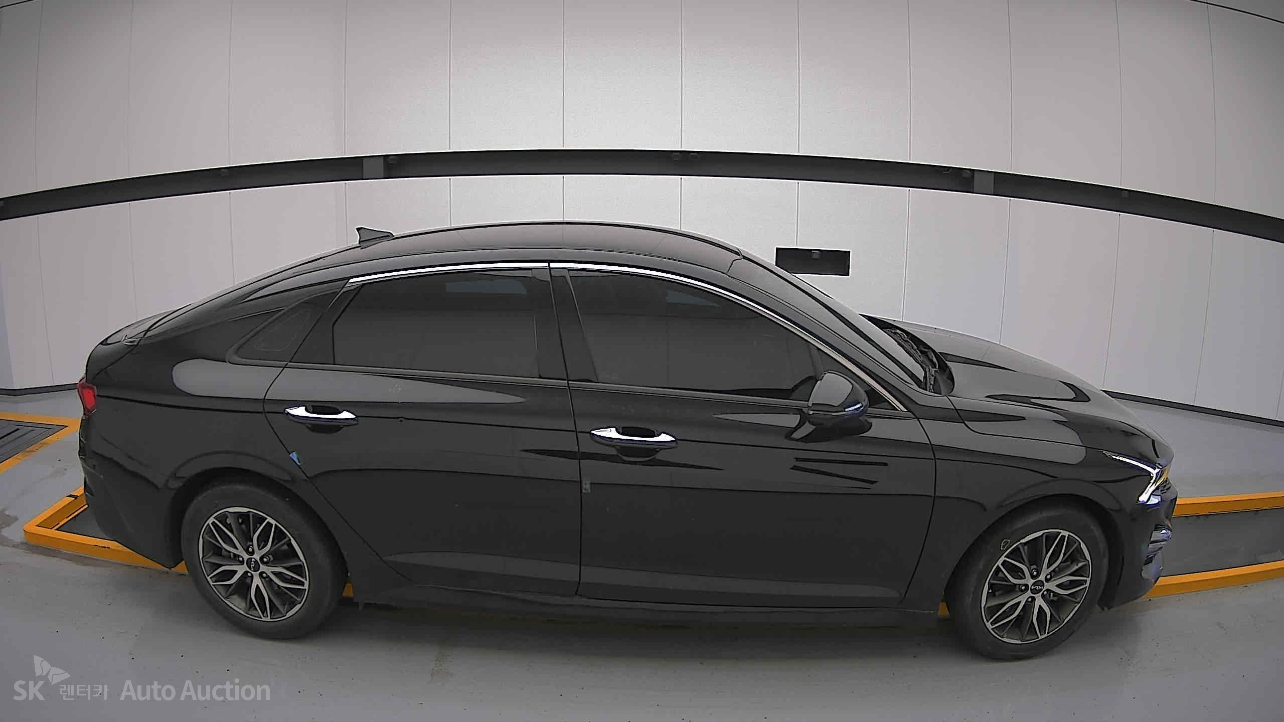 2023 - kia k5