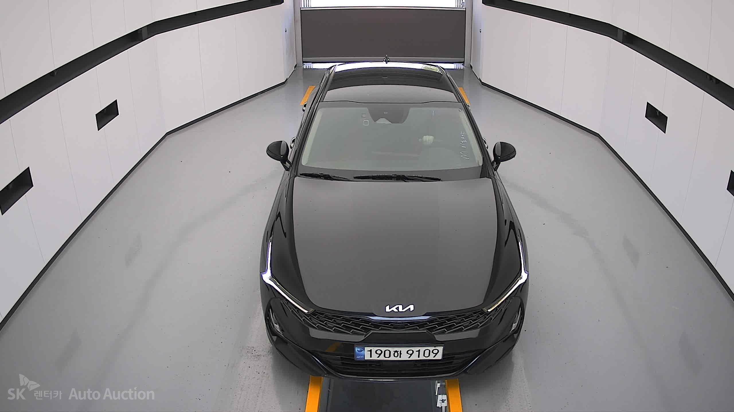 2023 - kia k5