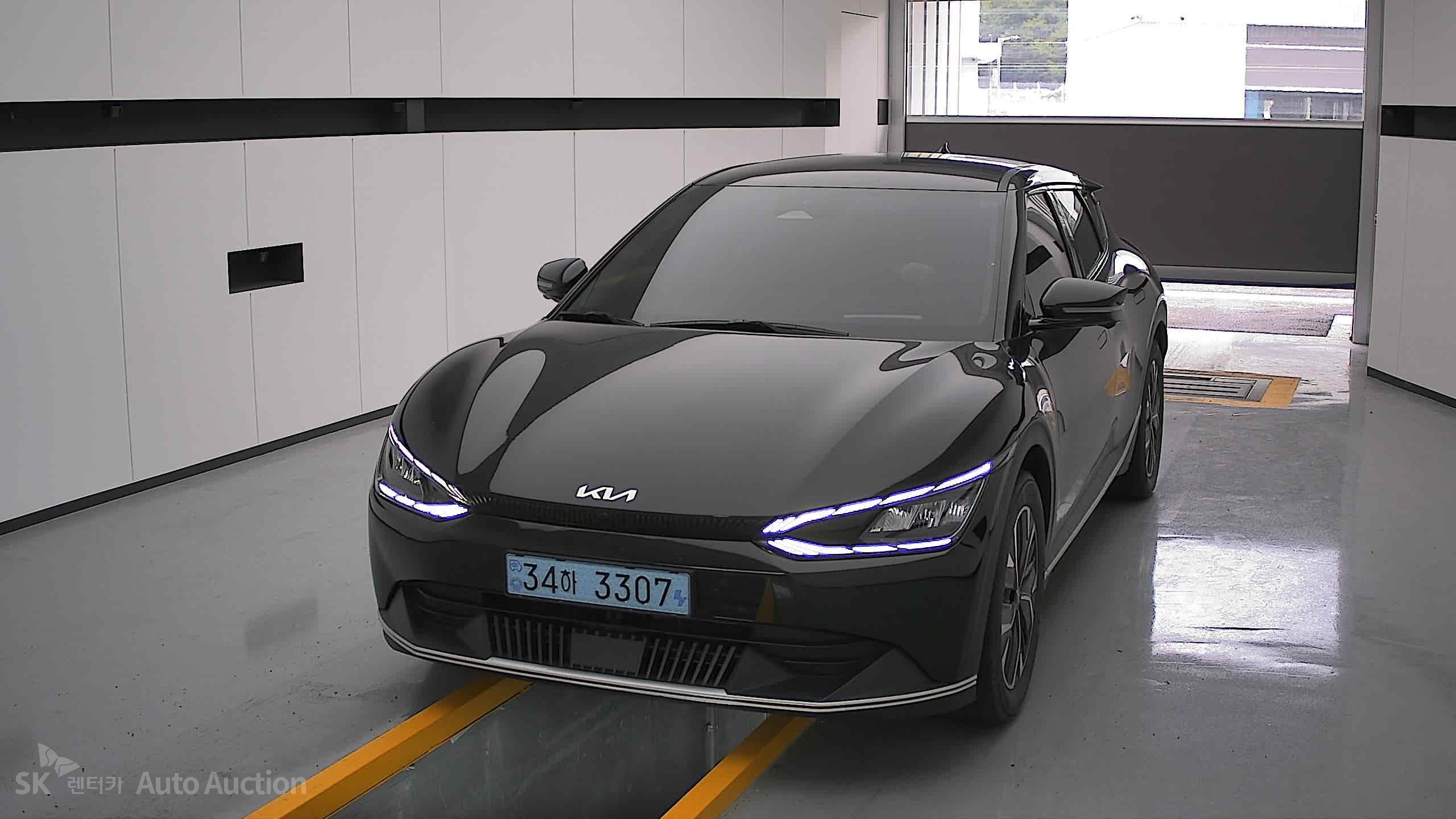 2022 - kia ev6