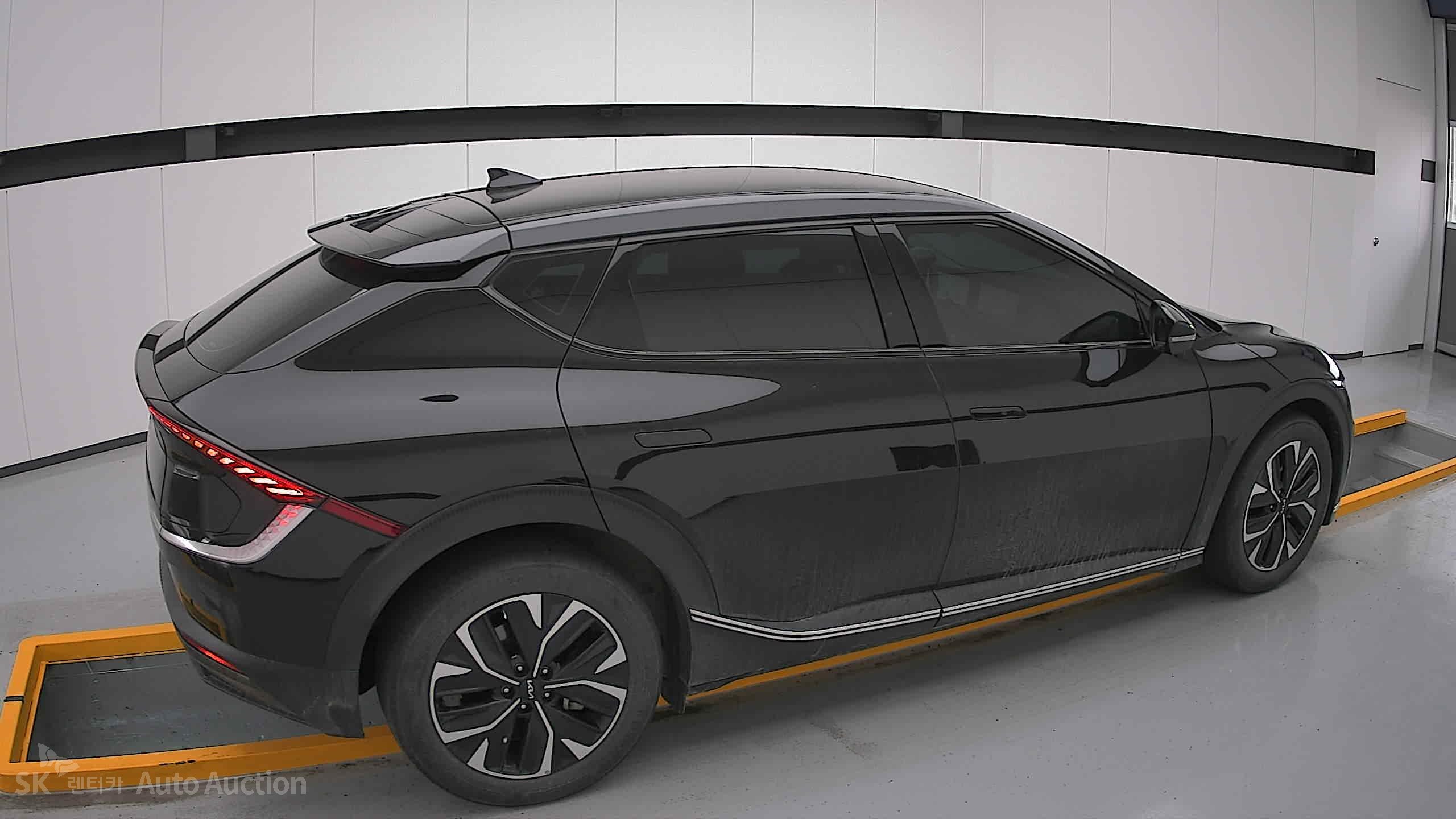 2022 - kia ev6