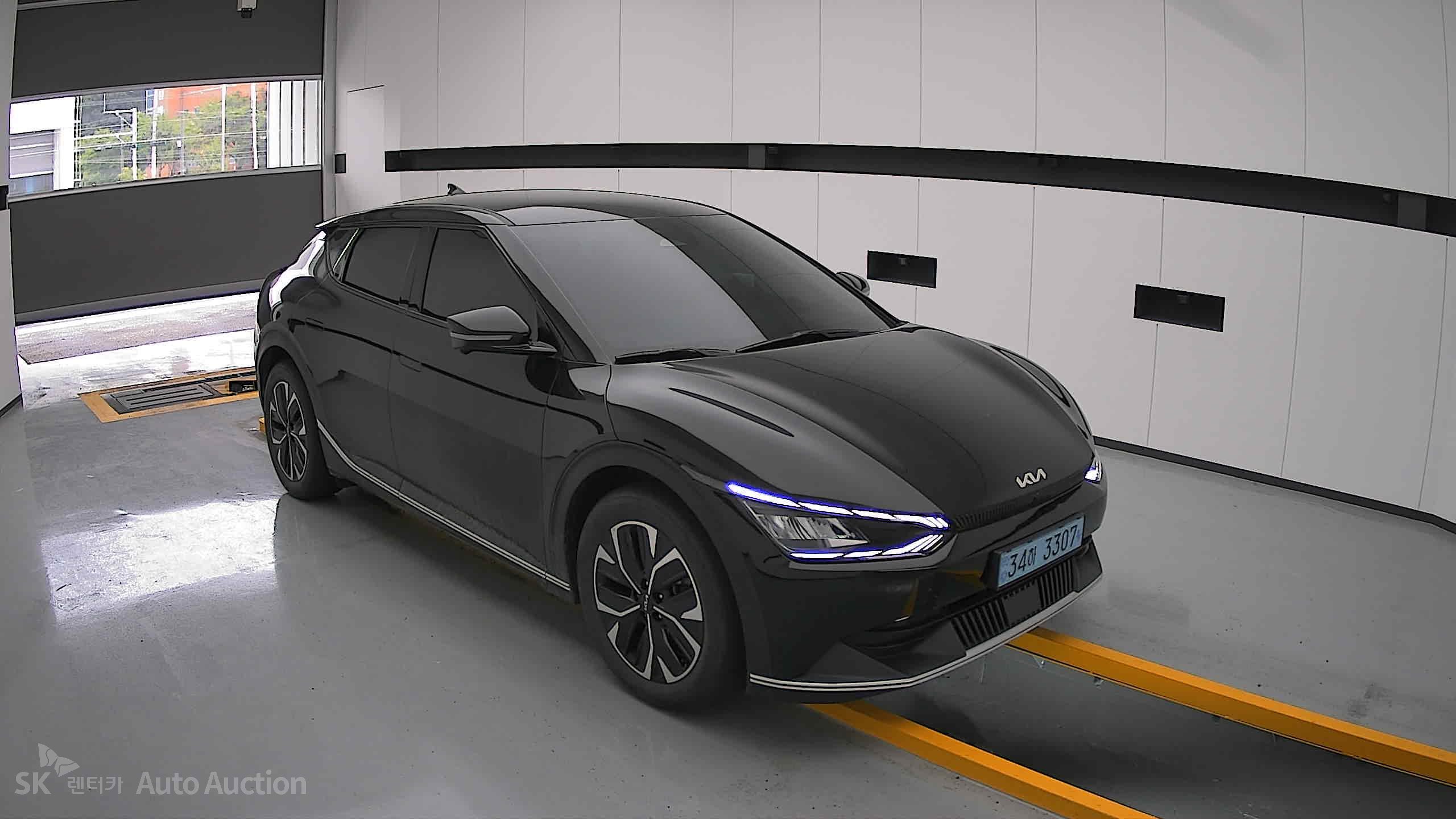 2022 - kia ev6