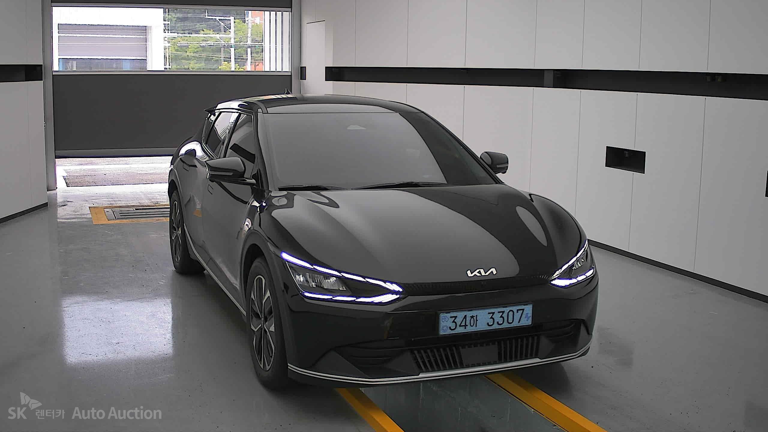 2022 - kia ev6