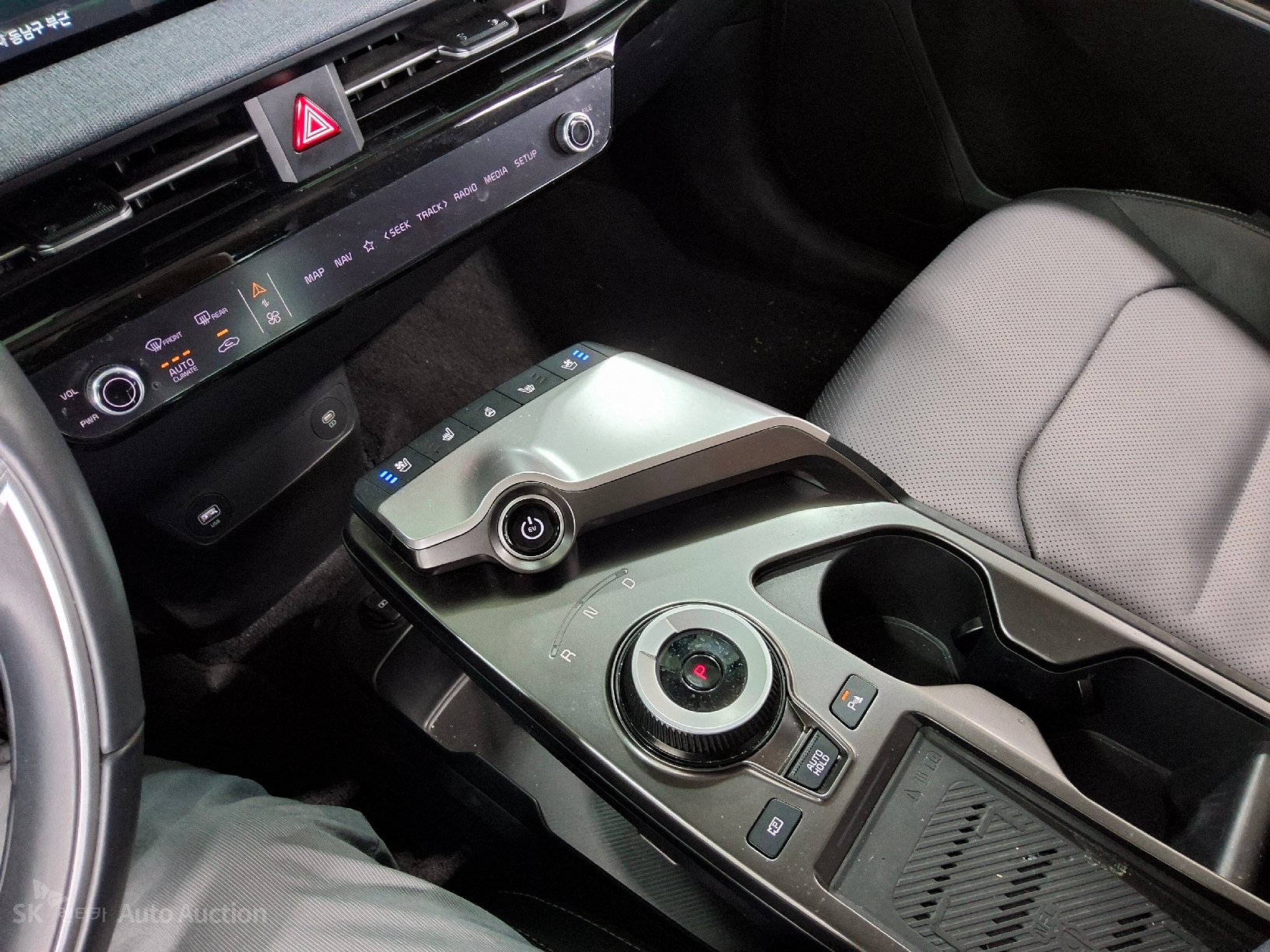 2022 - kia ev6