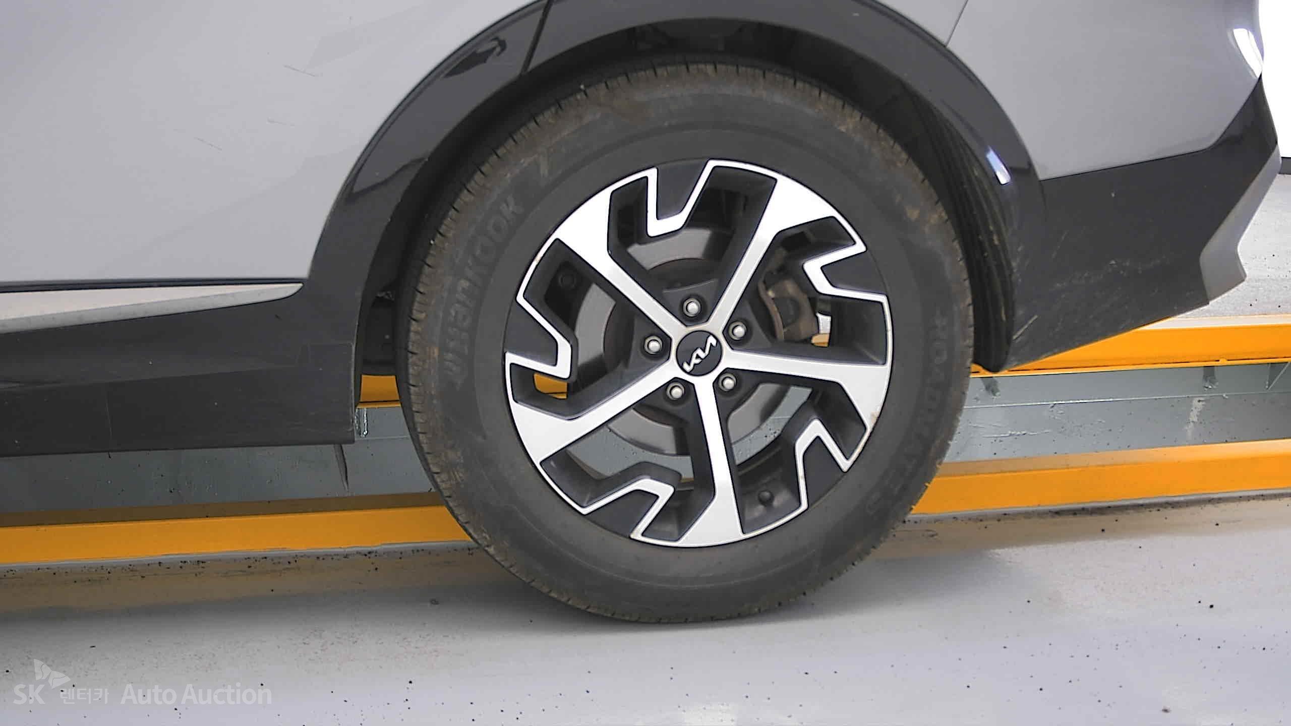 2022 - kia sportage