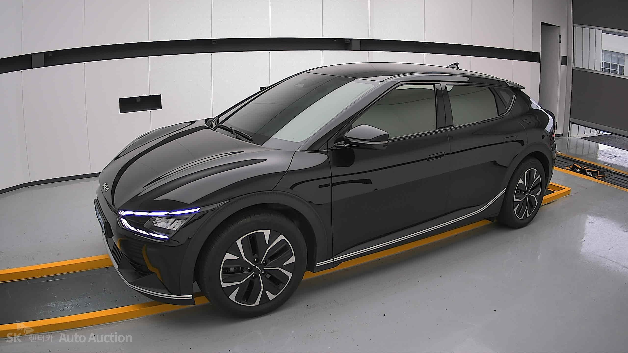 2022 - kia ev6