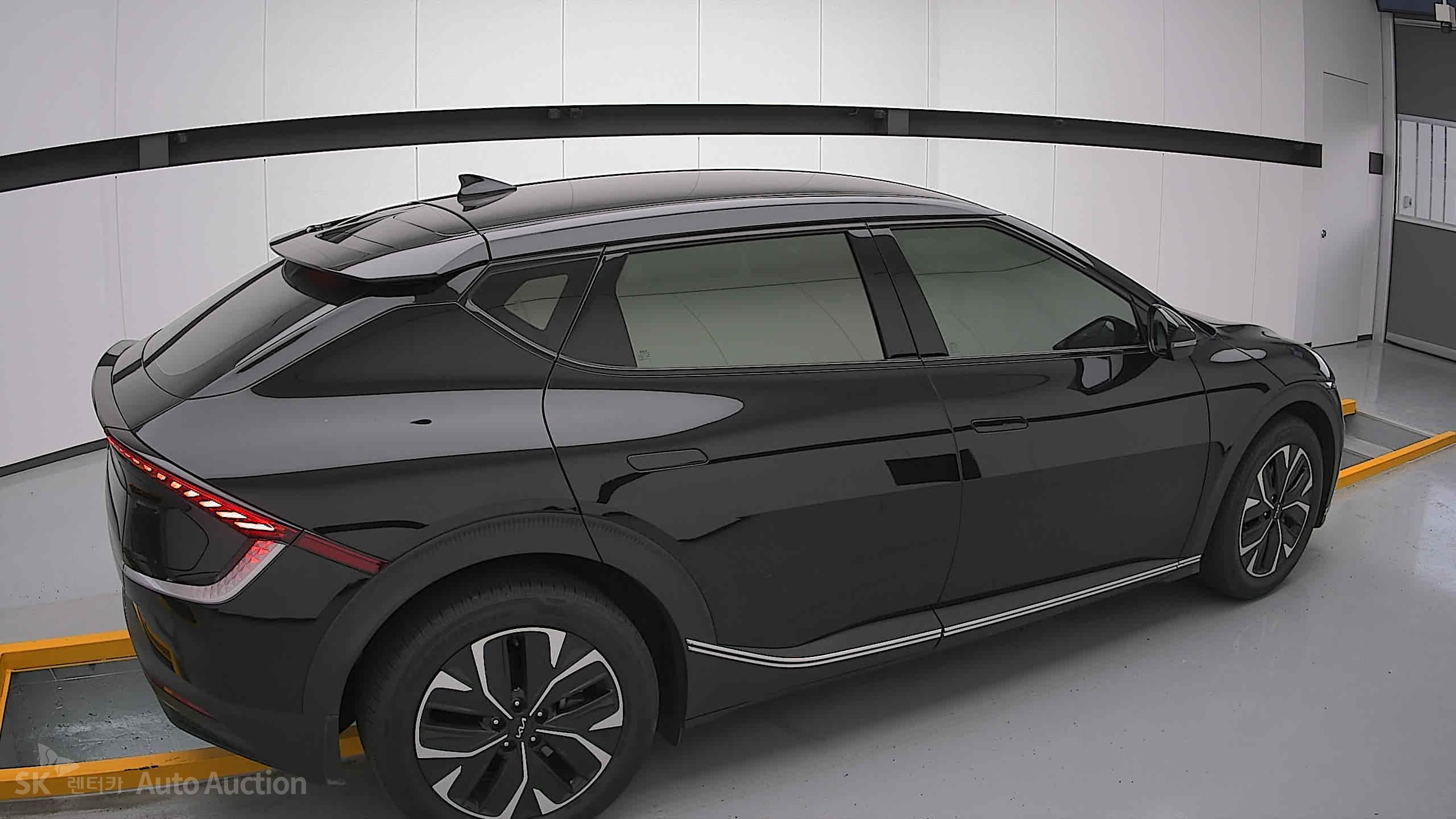 2022 - kia ev6