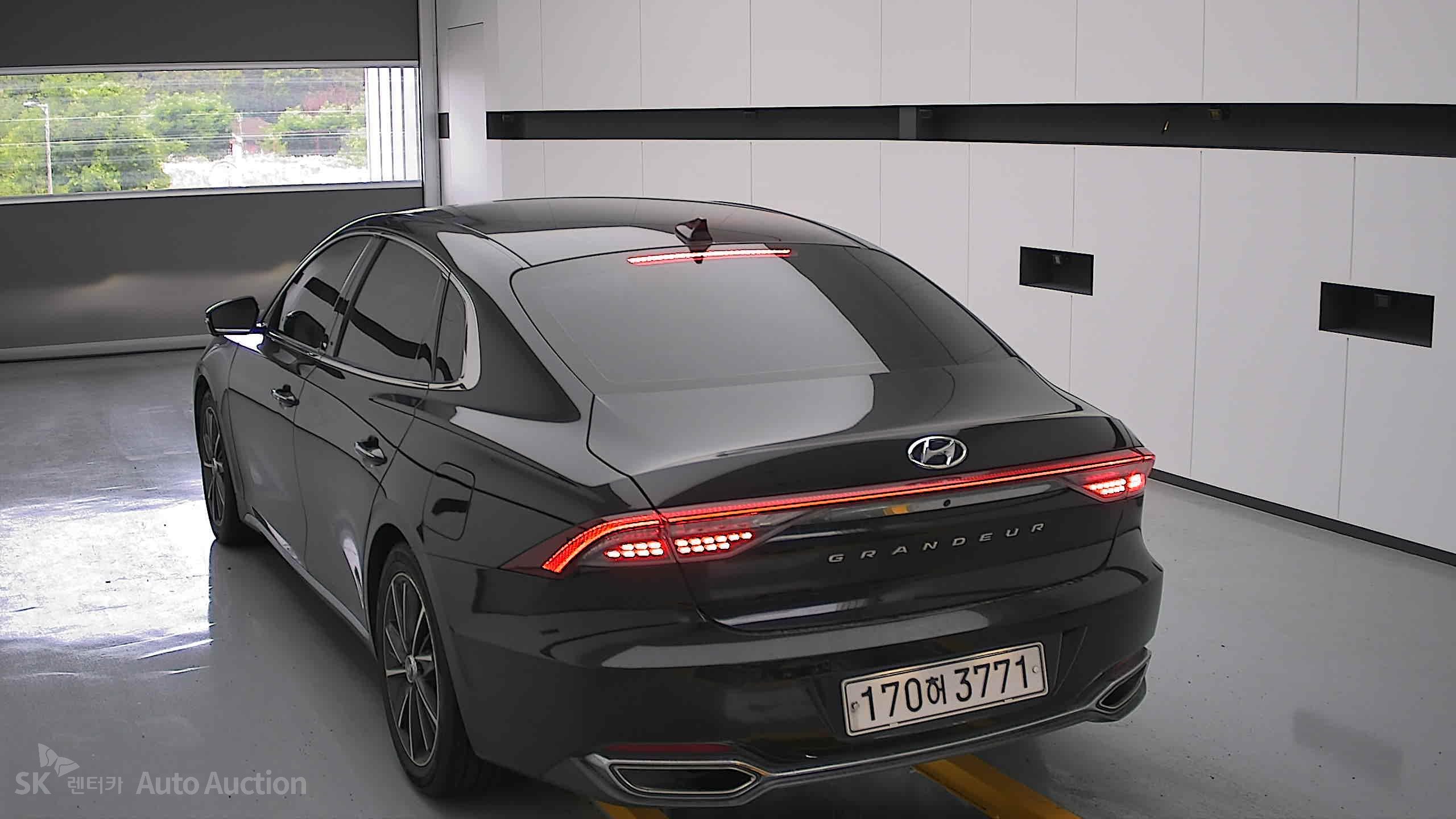 2021 - hyundai grandeur