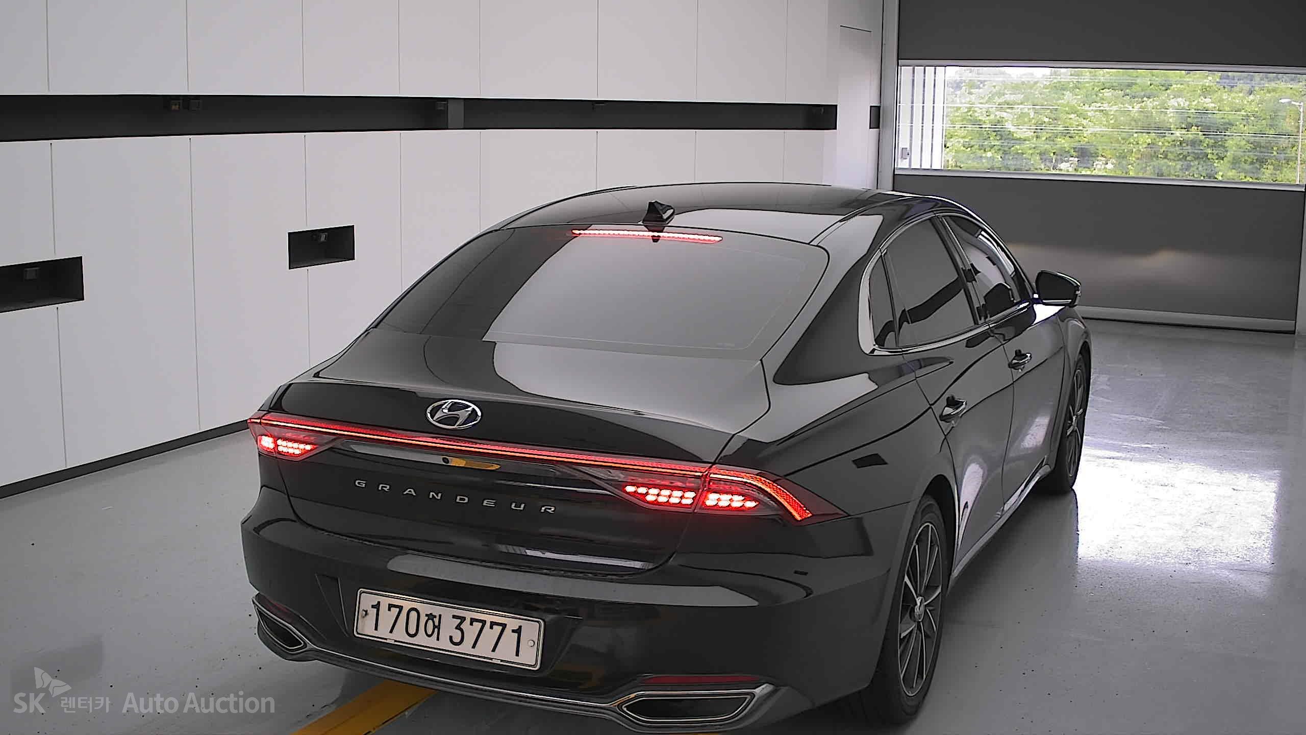 2021 - hyundai grandeur