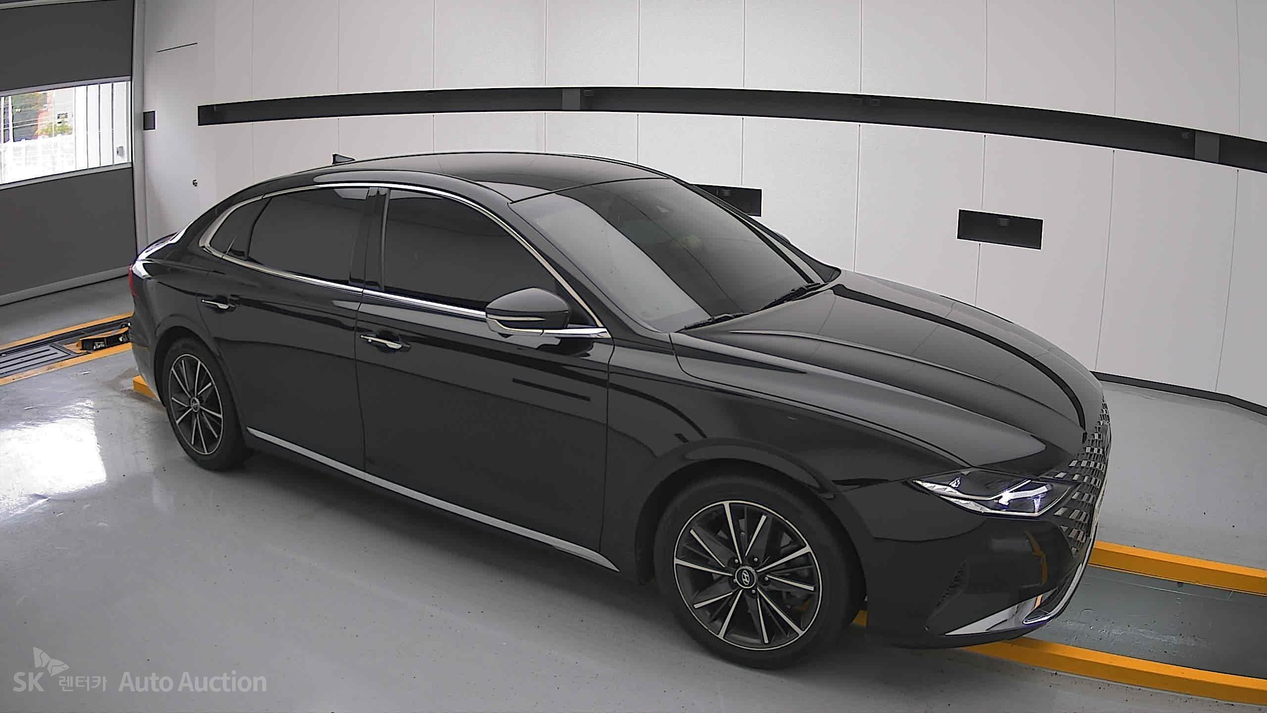 2021 - hyundai grandeur