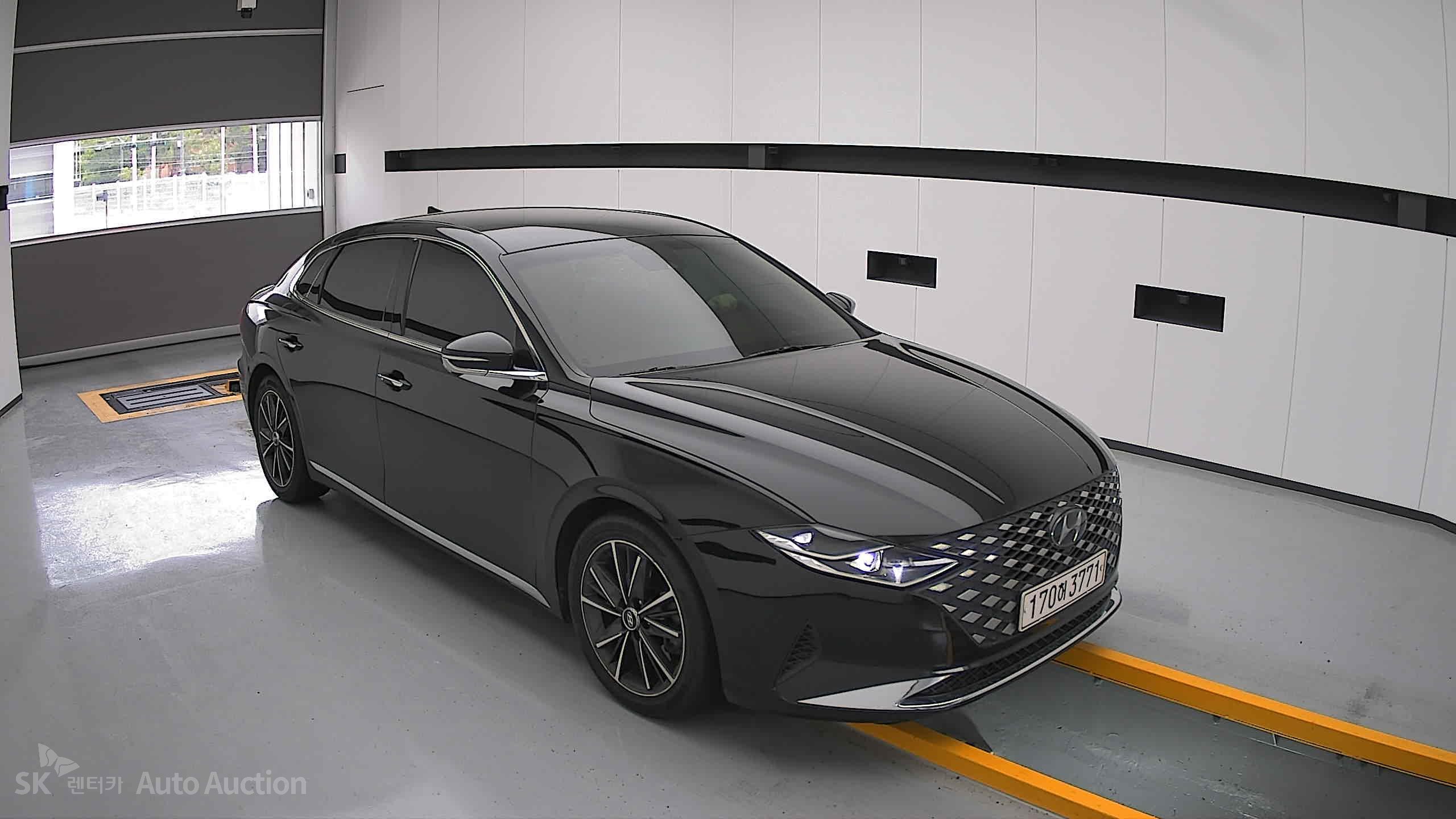 2021 - hyundai grandeur