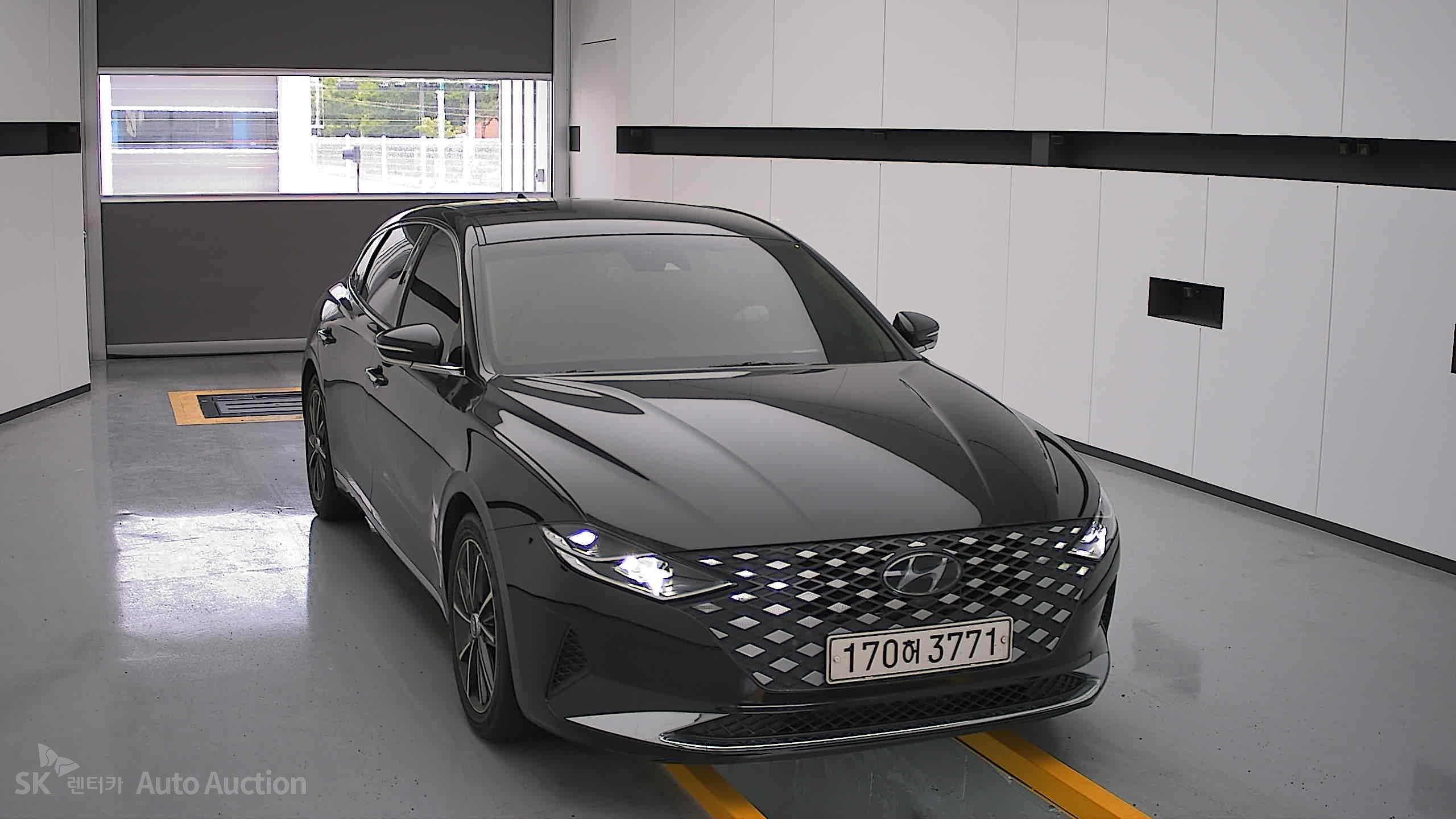 2021 - hyundai grandeur