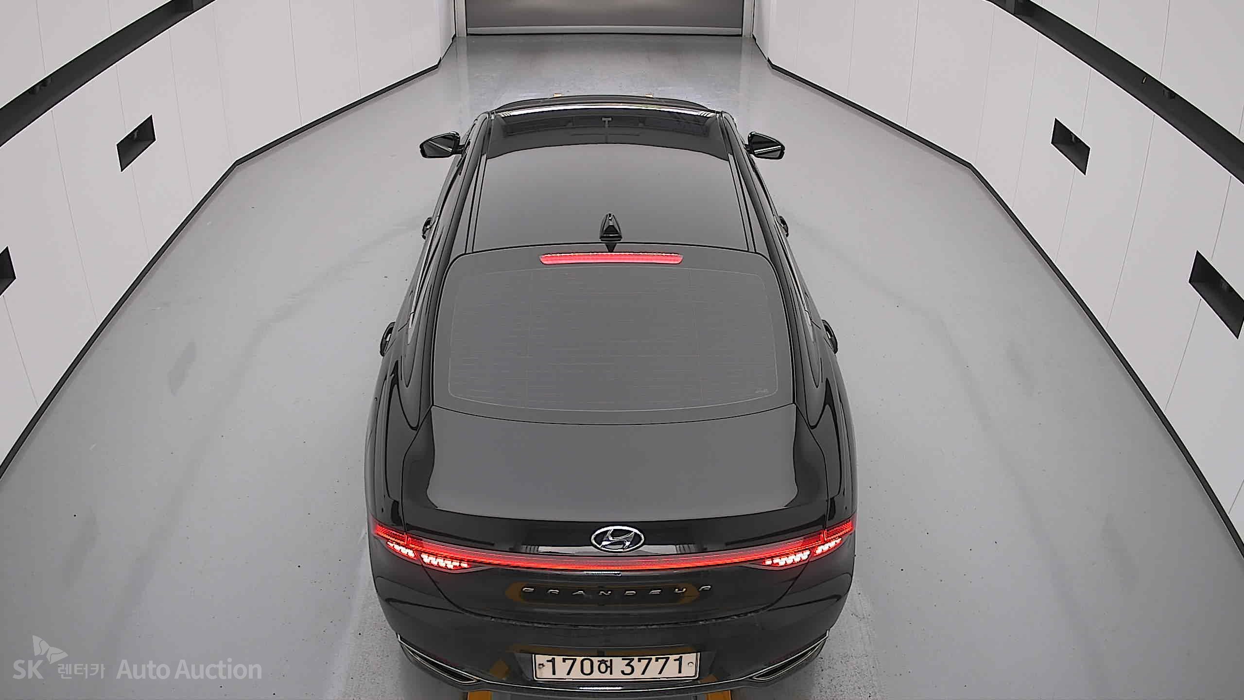 2021 - hyundai grandeur