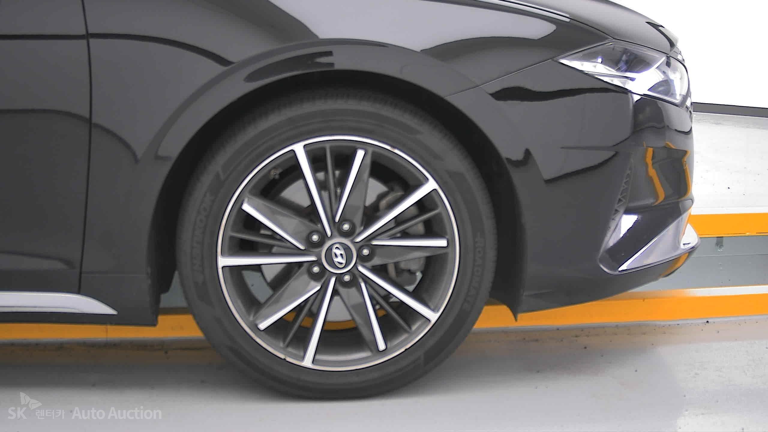 2021 - hyundai grandeur