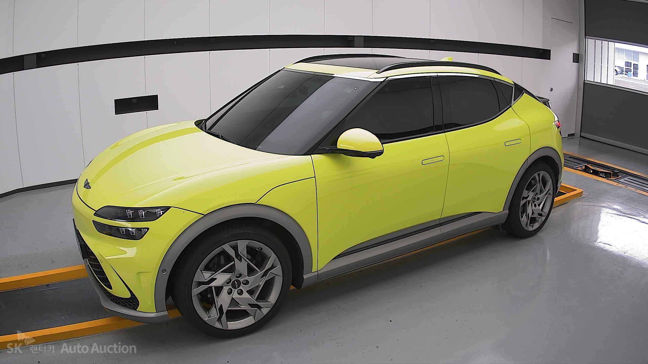 2022 - genesis gv60