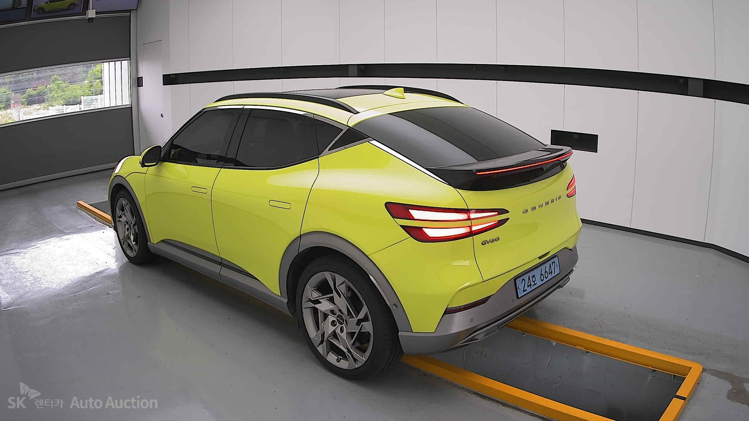 2022 - genesis gv60