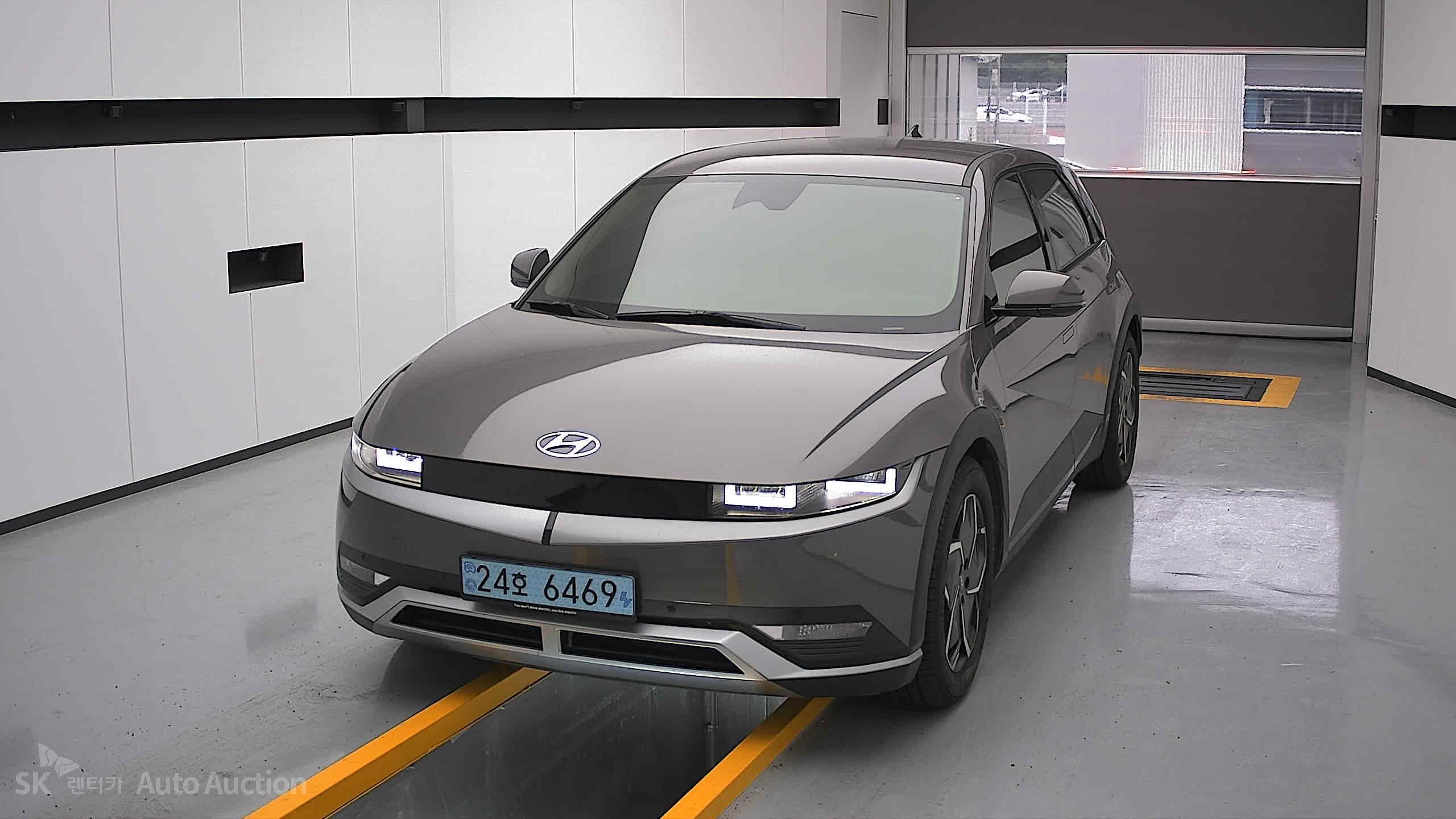 2022 - hyundai ioniq