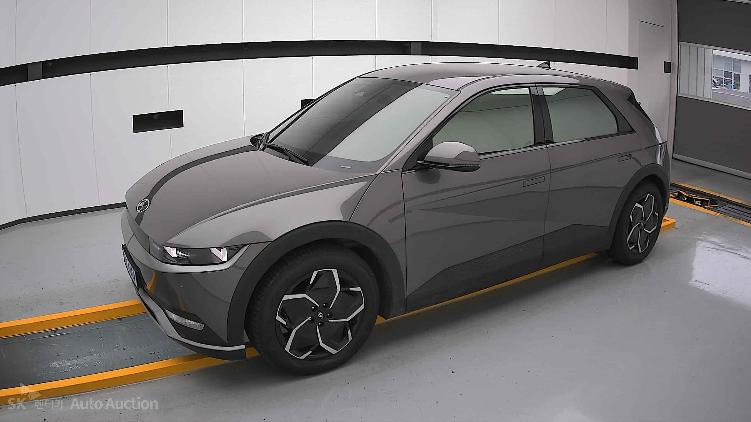 2022 - hyundai ioniq